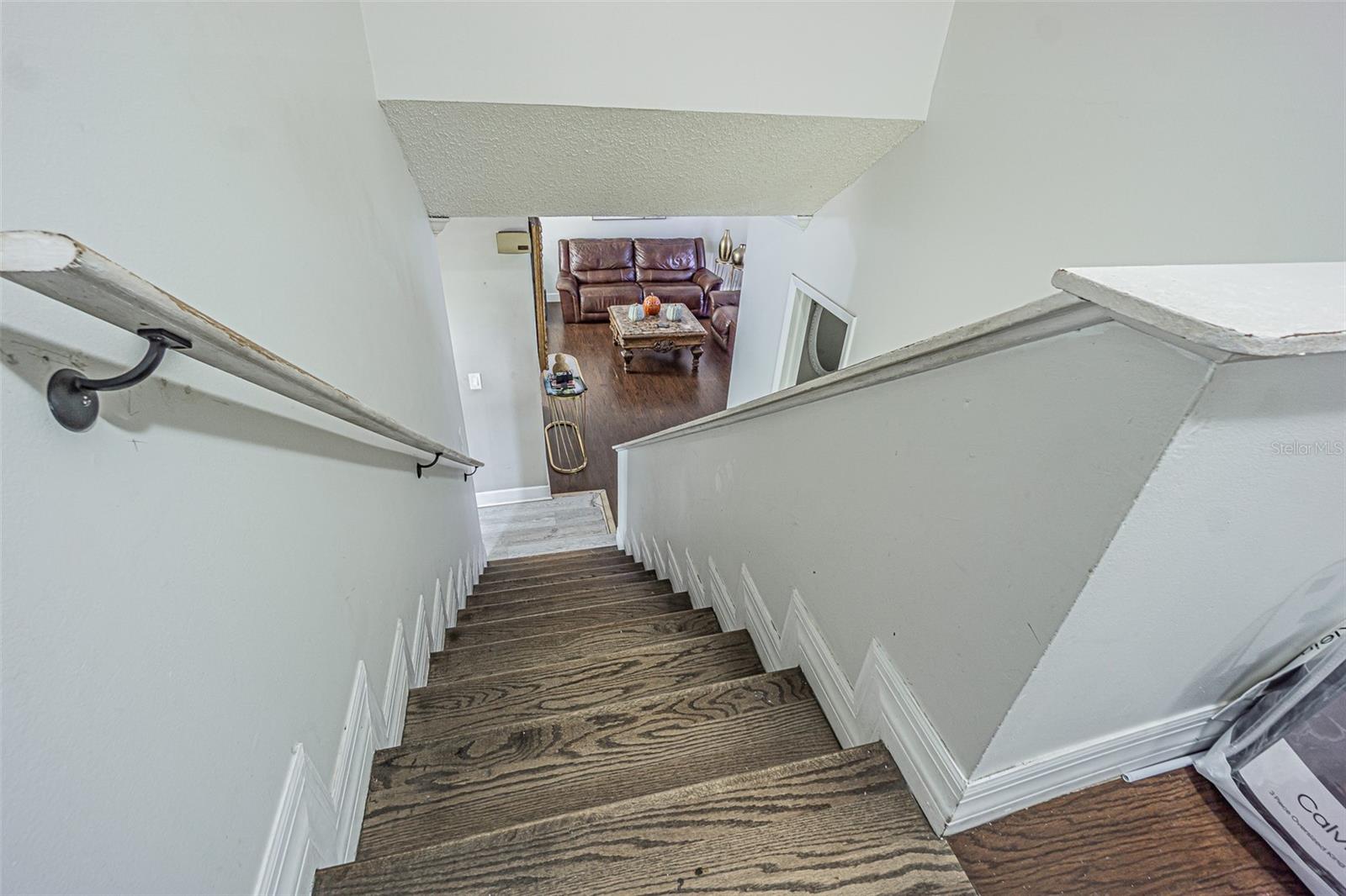 6811 MITCHELL CIR — photo 7
