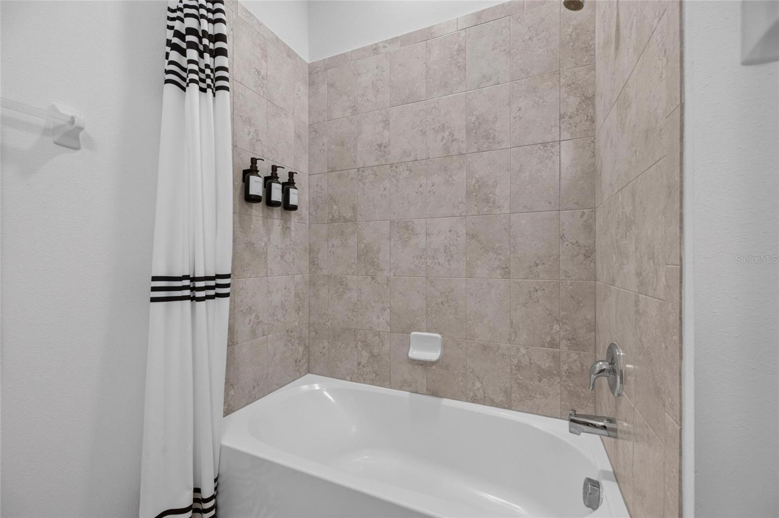 3010 MARINE GRASS DR — photo 27