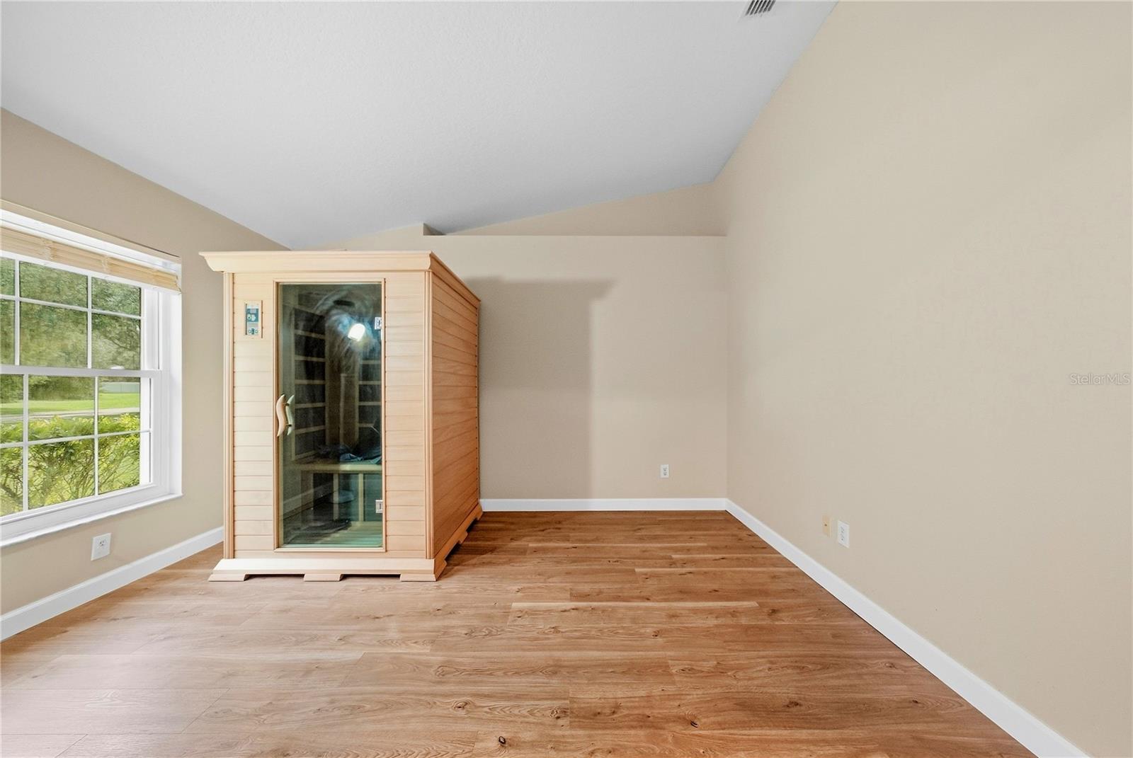 Home in DOVER — photo 8