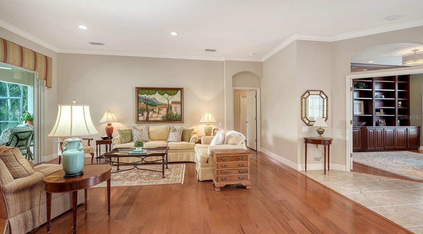 8008 ROYAL BIRKDALE CIR — photo 30