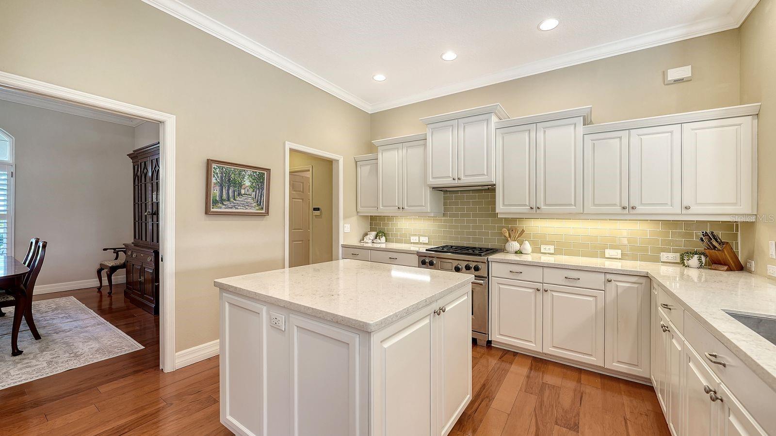 8008 ROYAL BIRKDALE CIR — photo 35