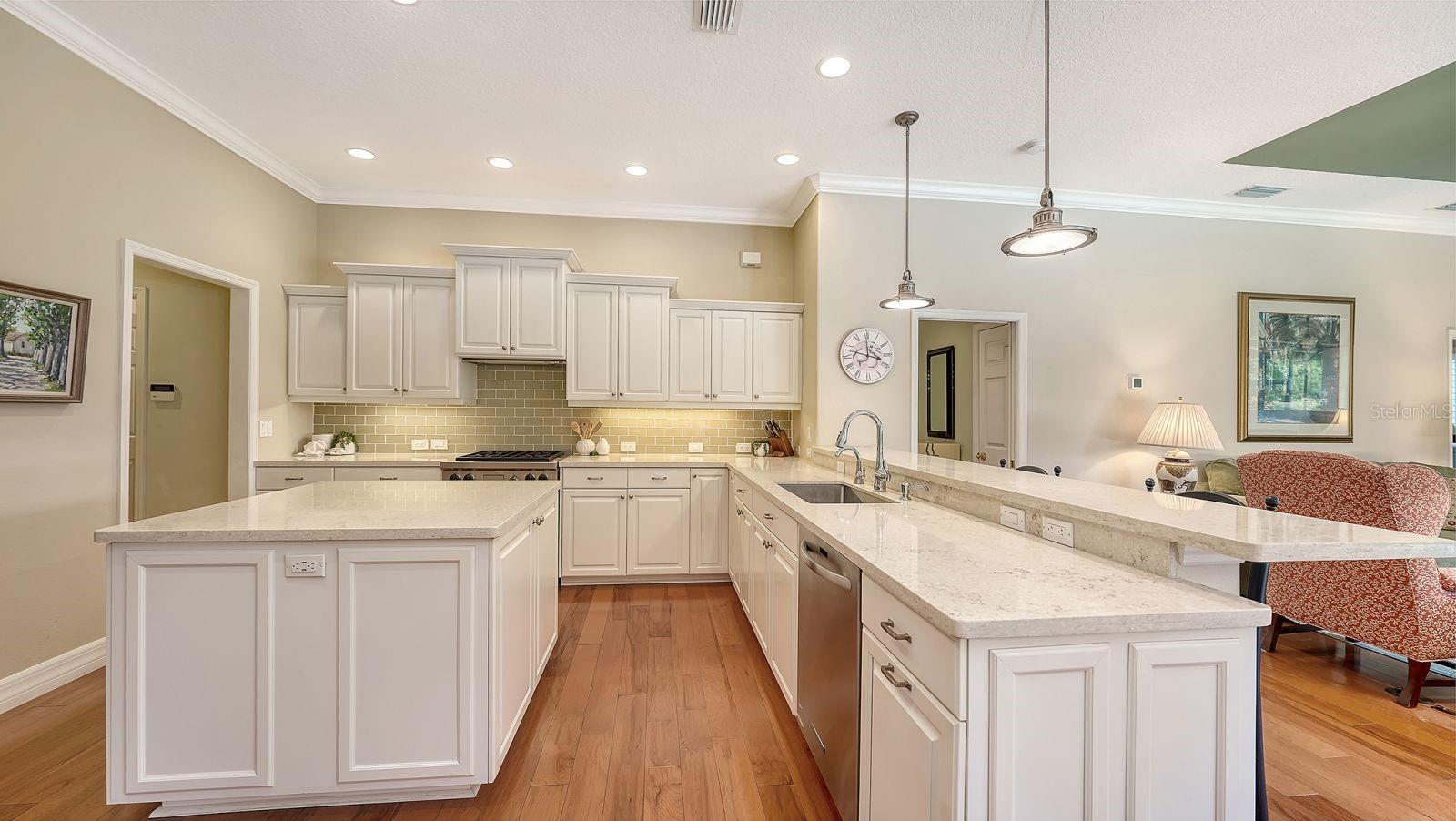 8008 ROYAL BIRKDALE CIR — photo 34