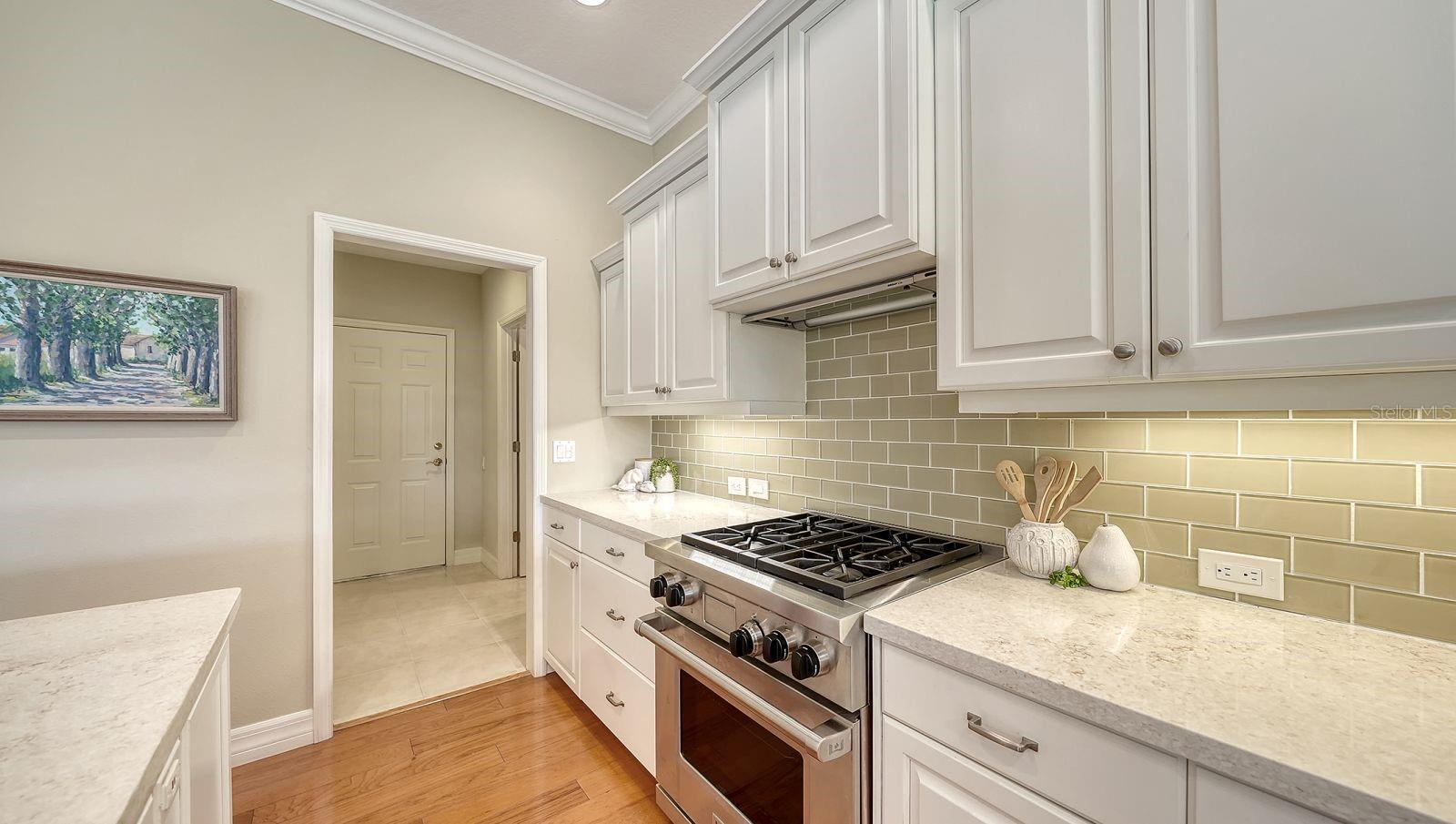 8008 ROYAL BIRKDALE CIR — photo 37