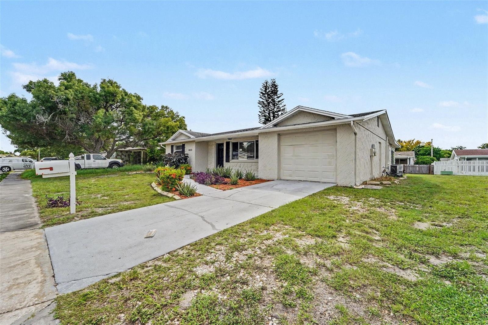 9035 SAINT REGIS LN — photo 3