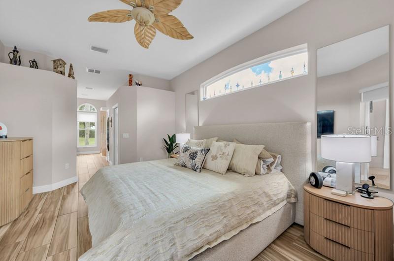 1001 SPLIT SILK ST — photo 22