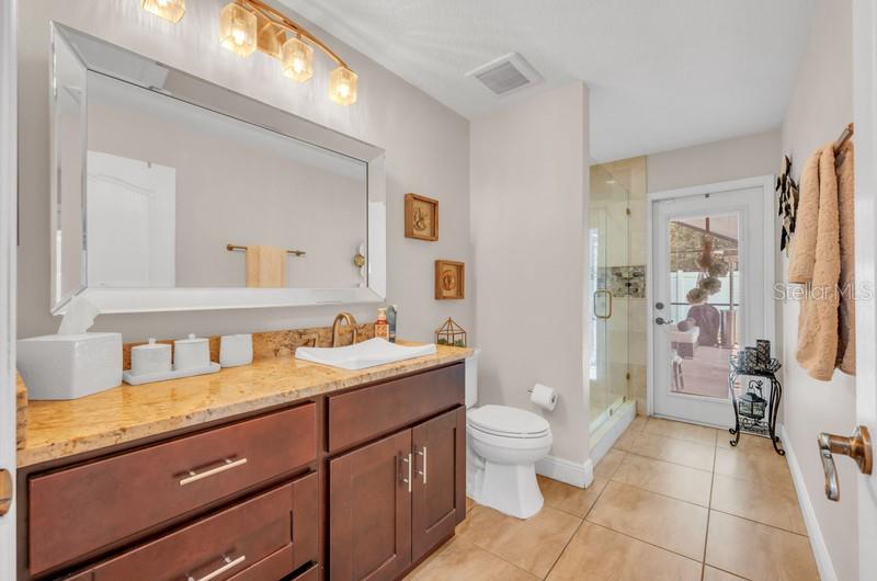 1001 SPLIT SILK ST — photo 29