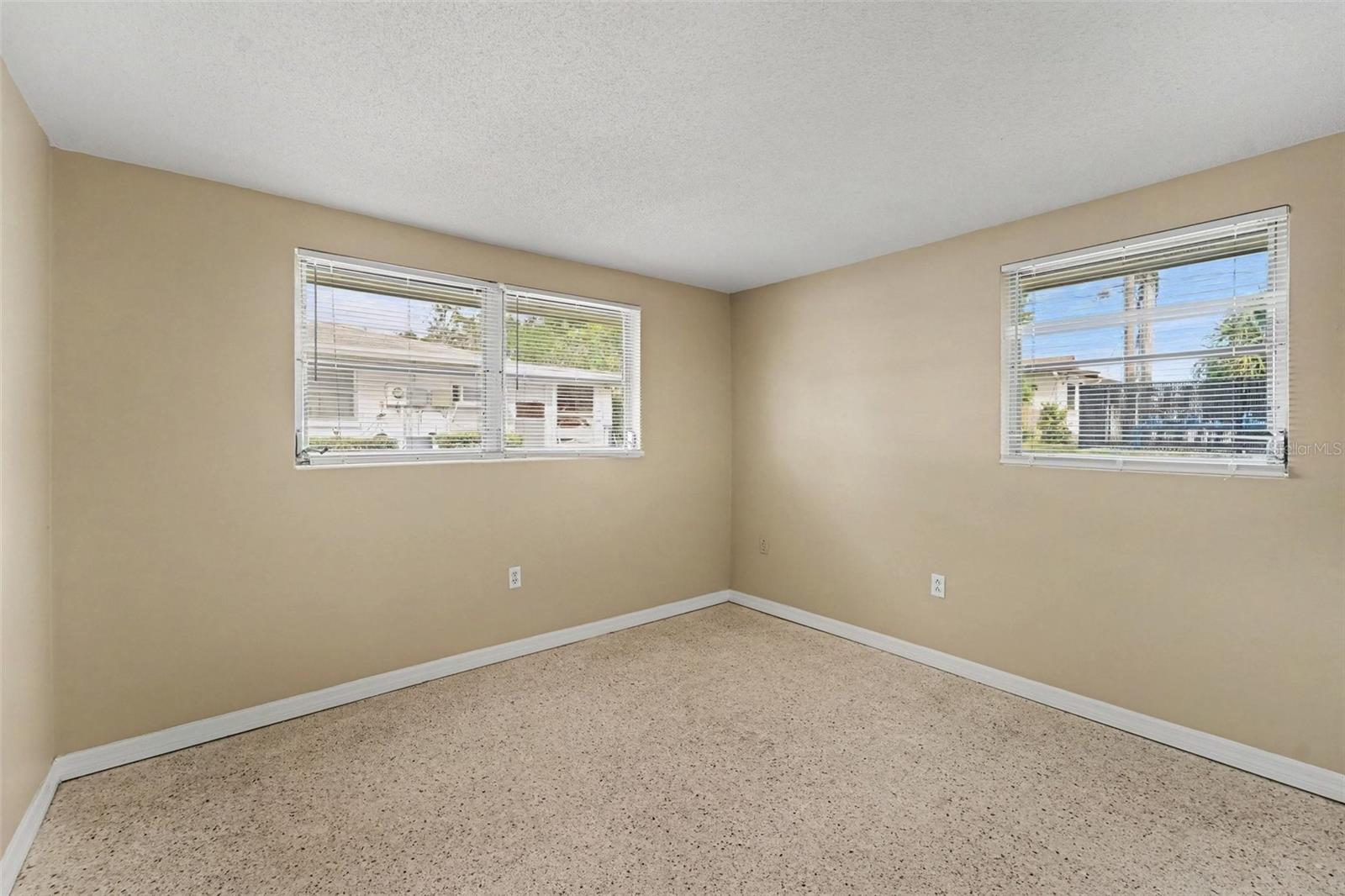 10632 LABURNUM DR — photo 11