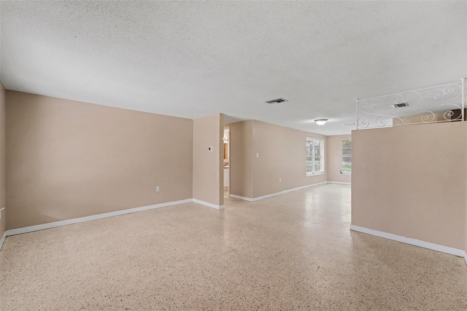 10632 LABURNUM DR — photo 5