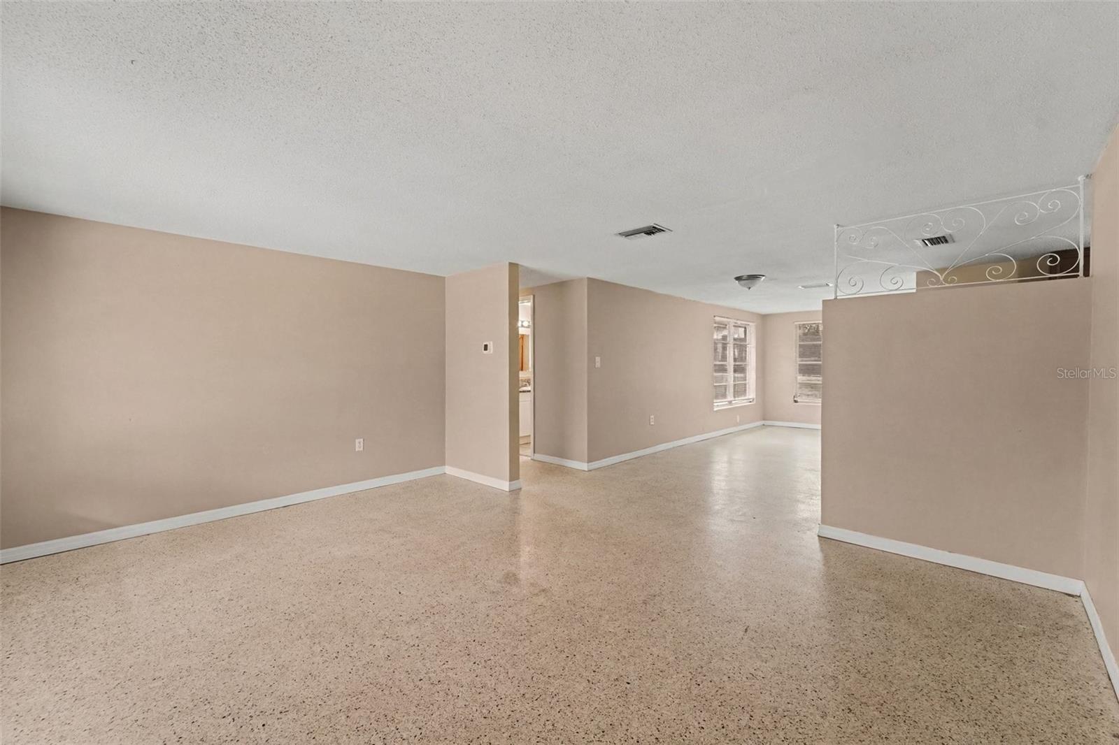 10632 LABURNUM DR — photo 6