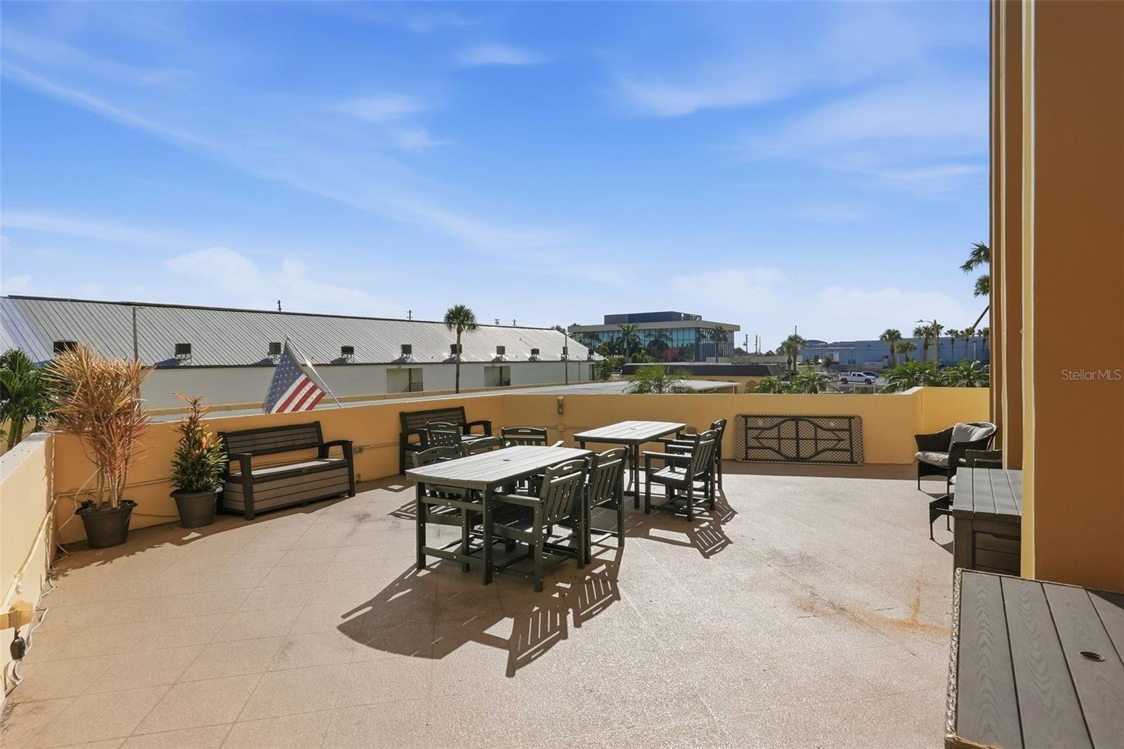 4550 COVE CIR #808 — photo 26
