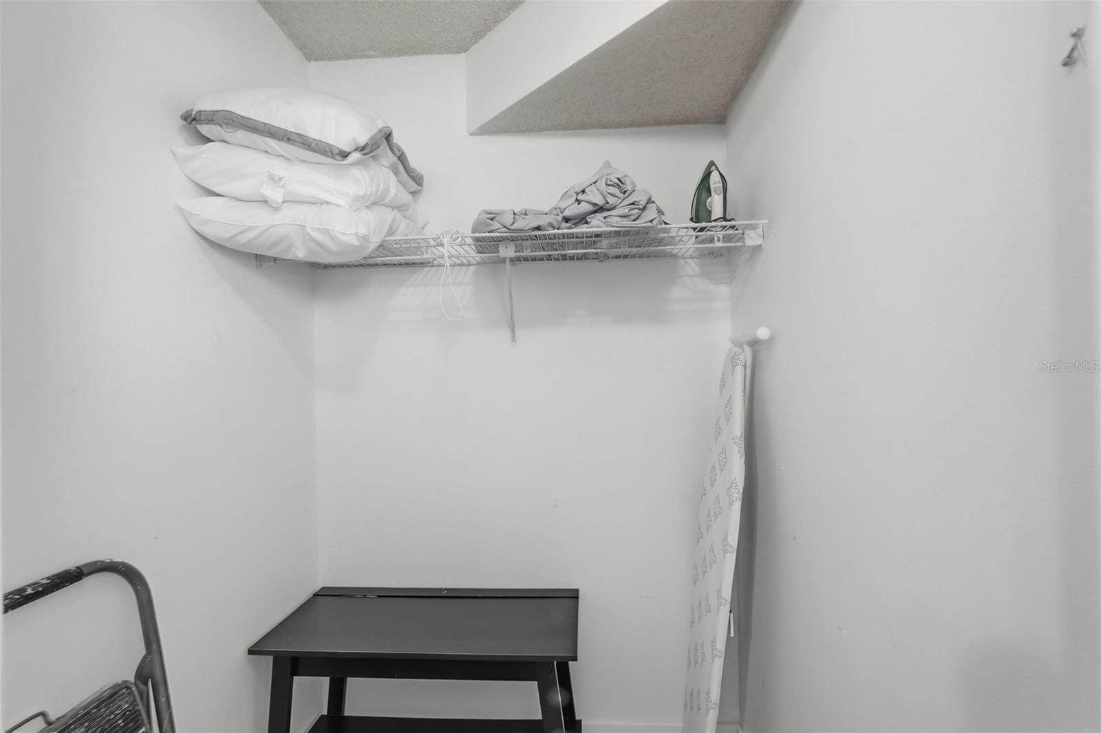 4550 COVE CIR #808 — photo 23