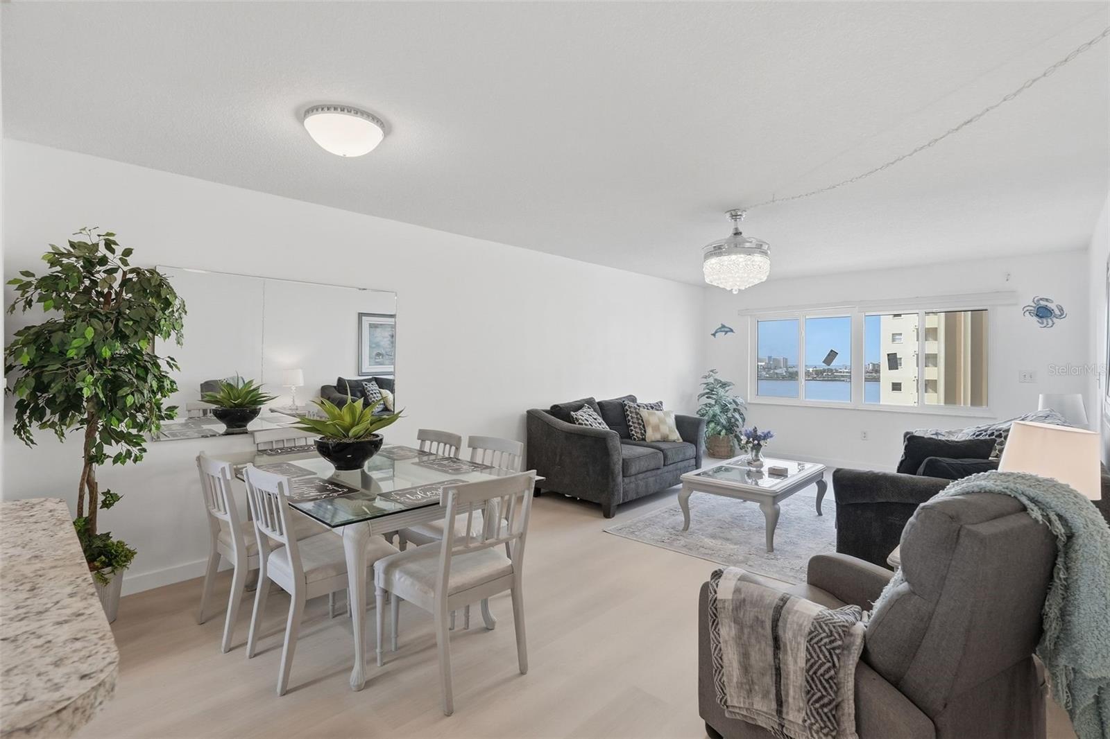 4550 COVE CIR #808 — photo 7