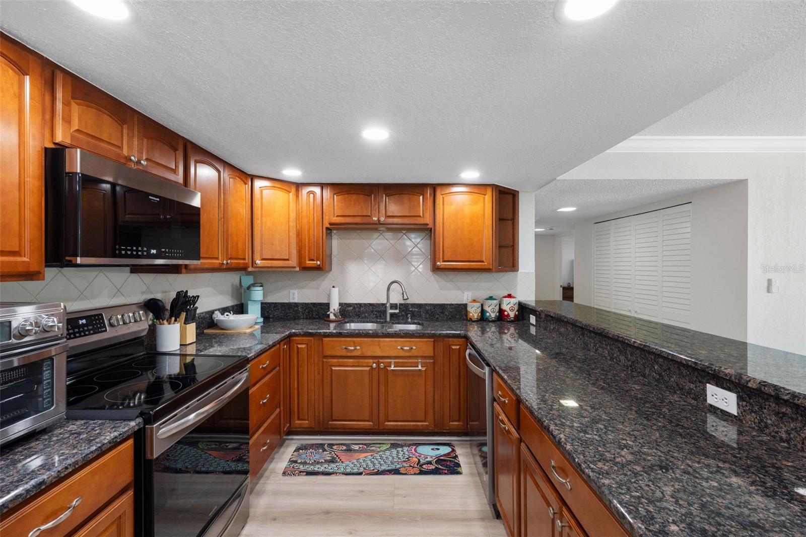 1400 GULF BLVD #104 — photo 8