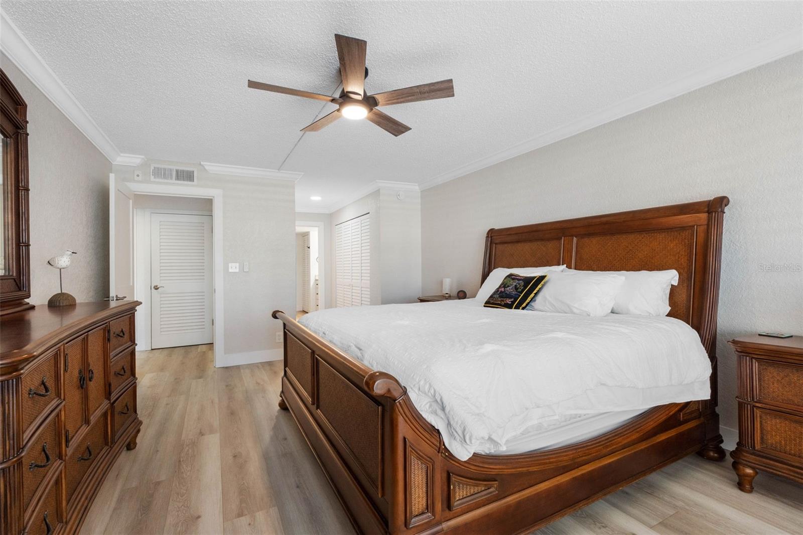 1400 GULF BLVD #104 — photo 25