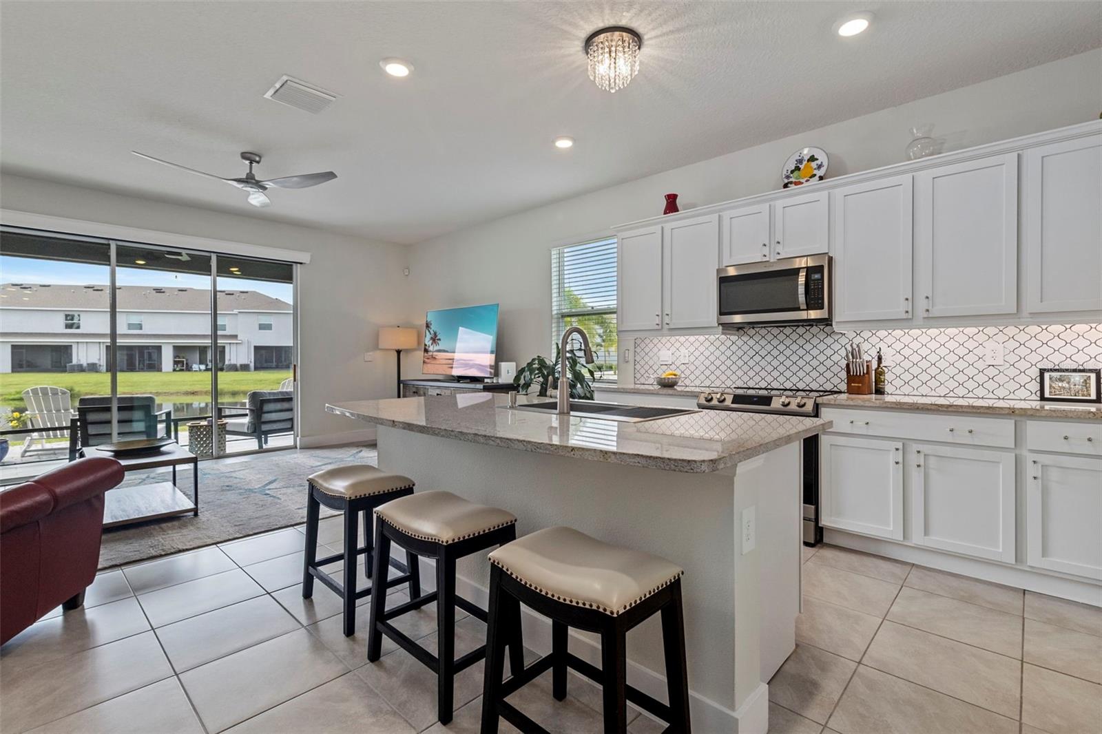 8915 MILESTONE DR — photo 10