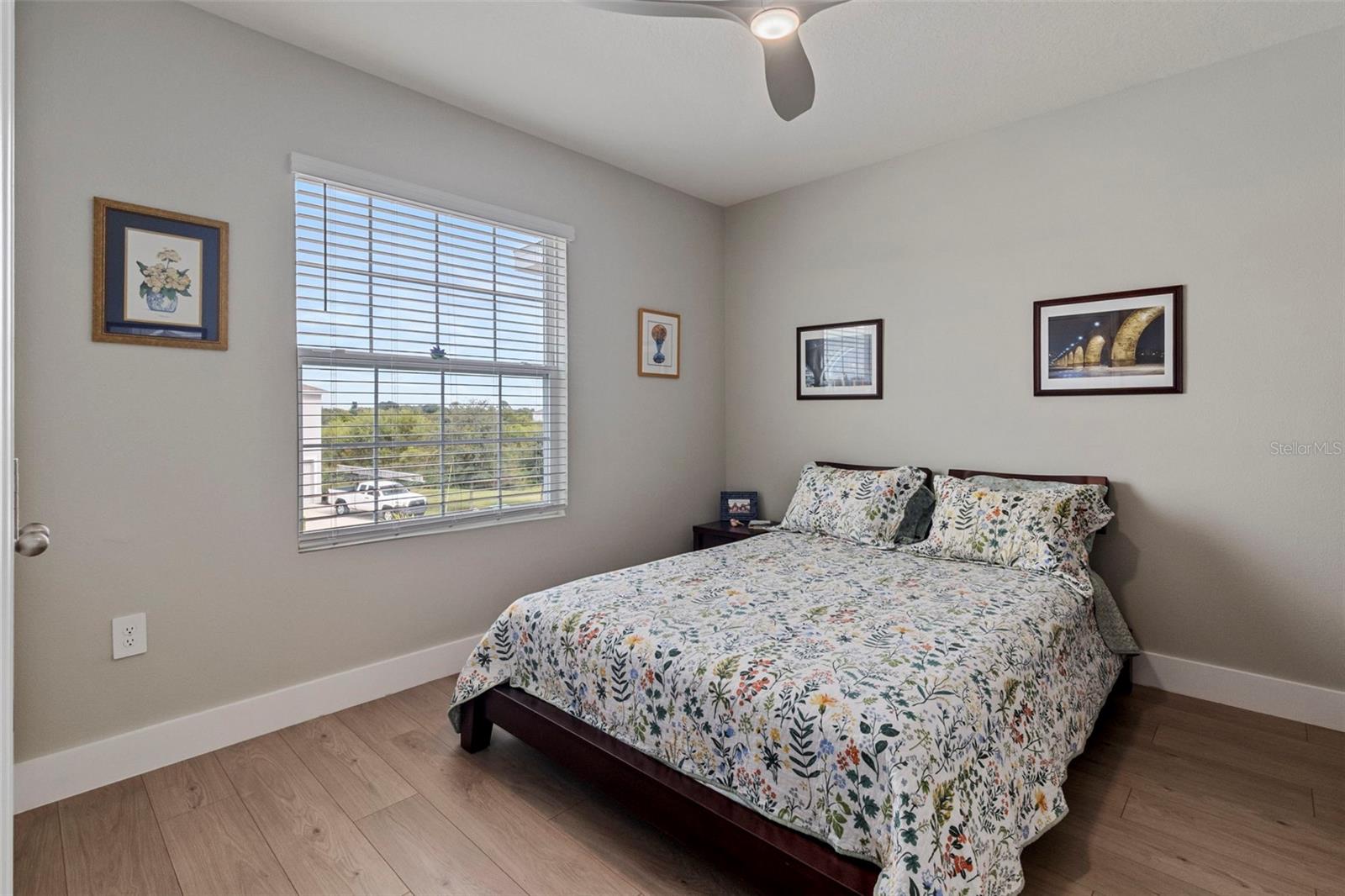 8915 MILESTONE DR — photo 28