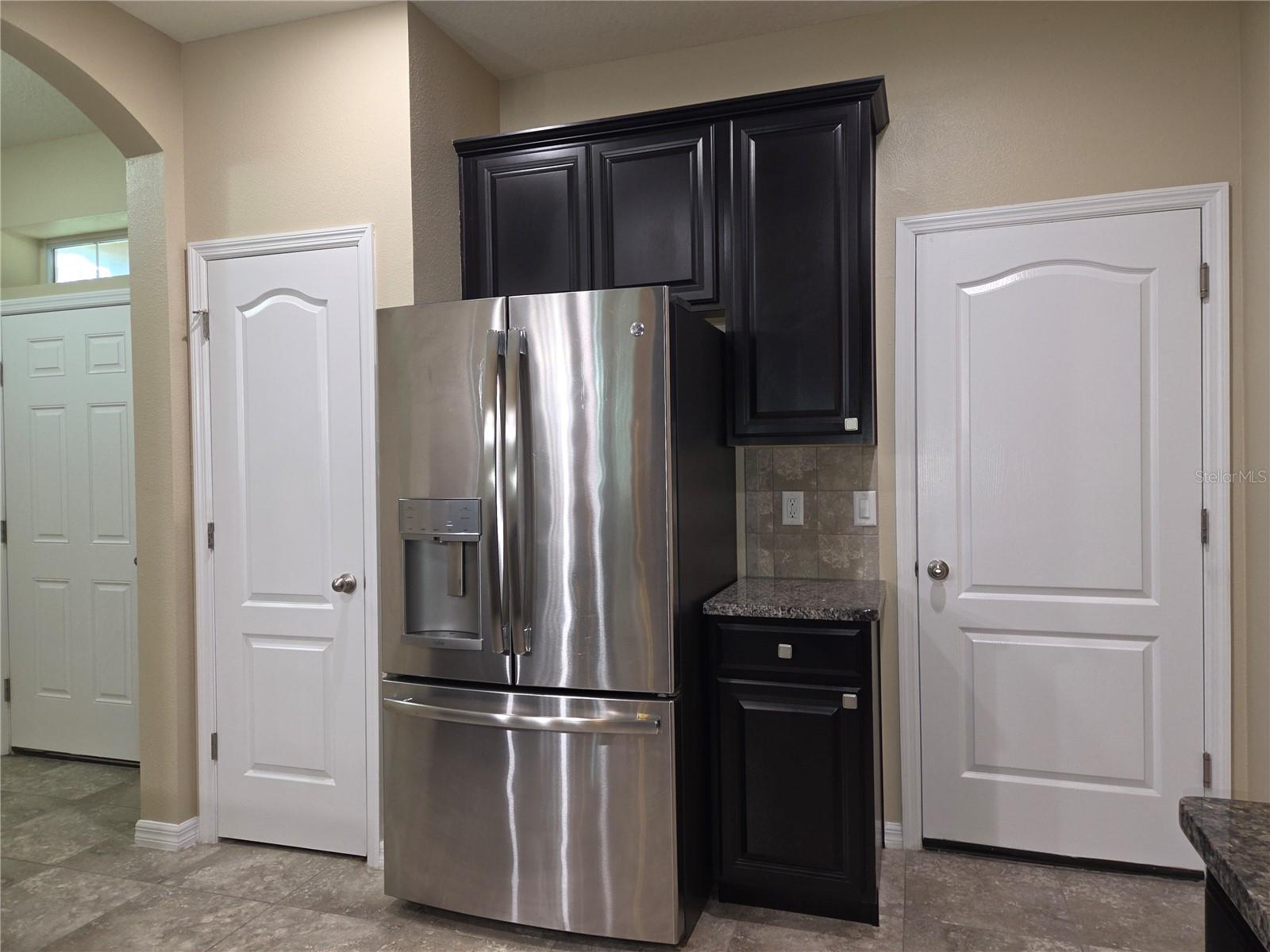 2229 BROADWAY VIEW AVE — photo 11