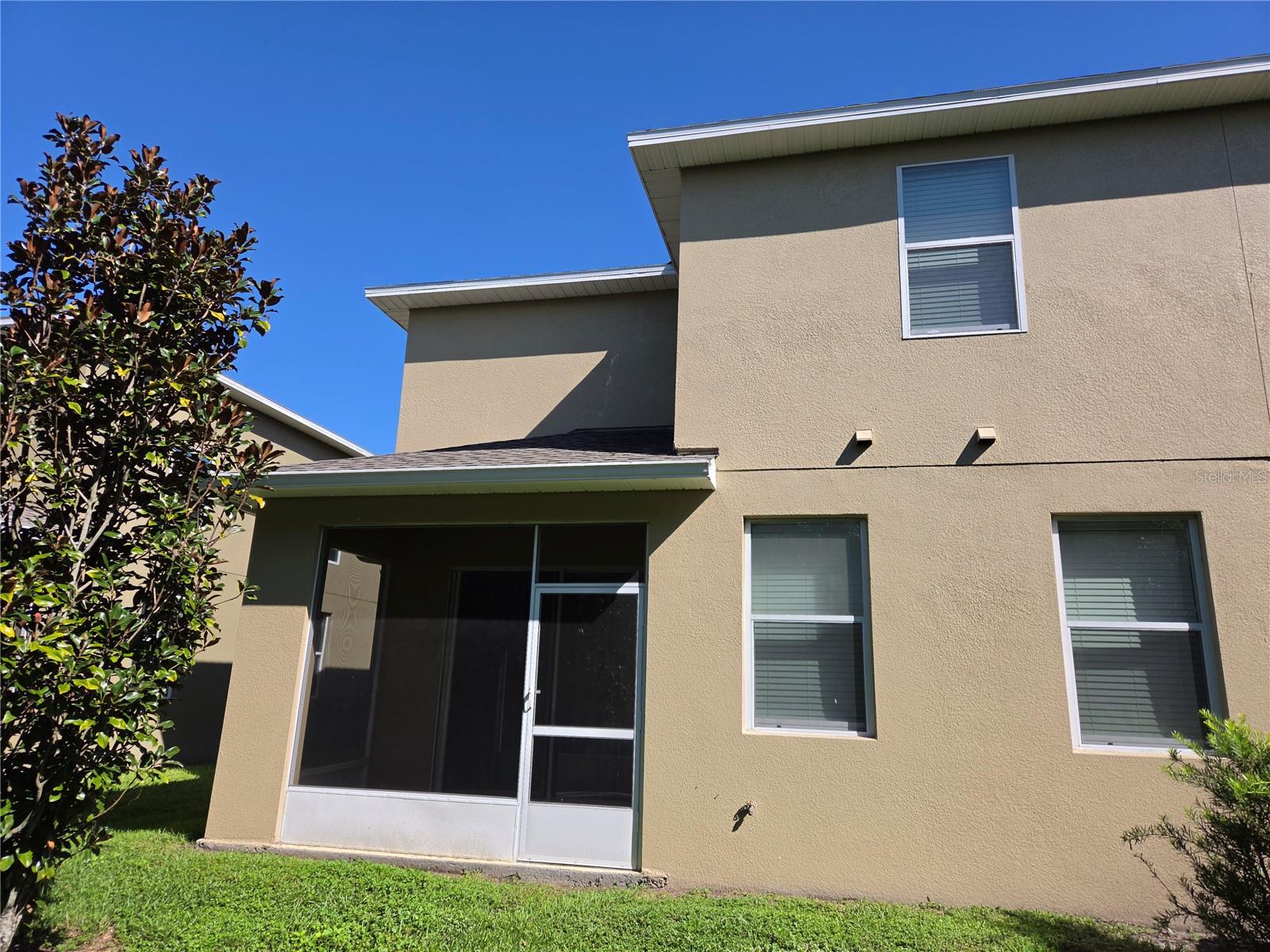2229 BROADWAY VIEW AVE — photo 37