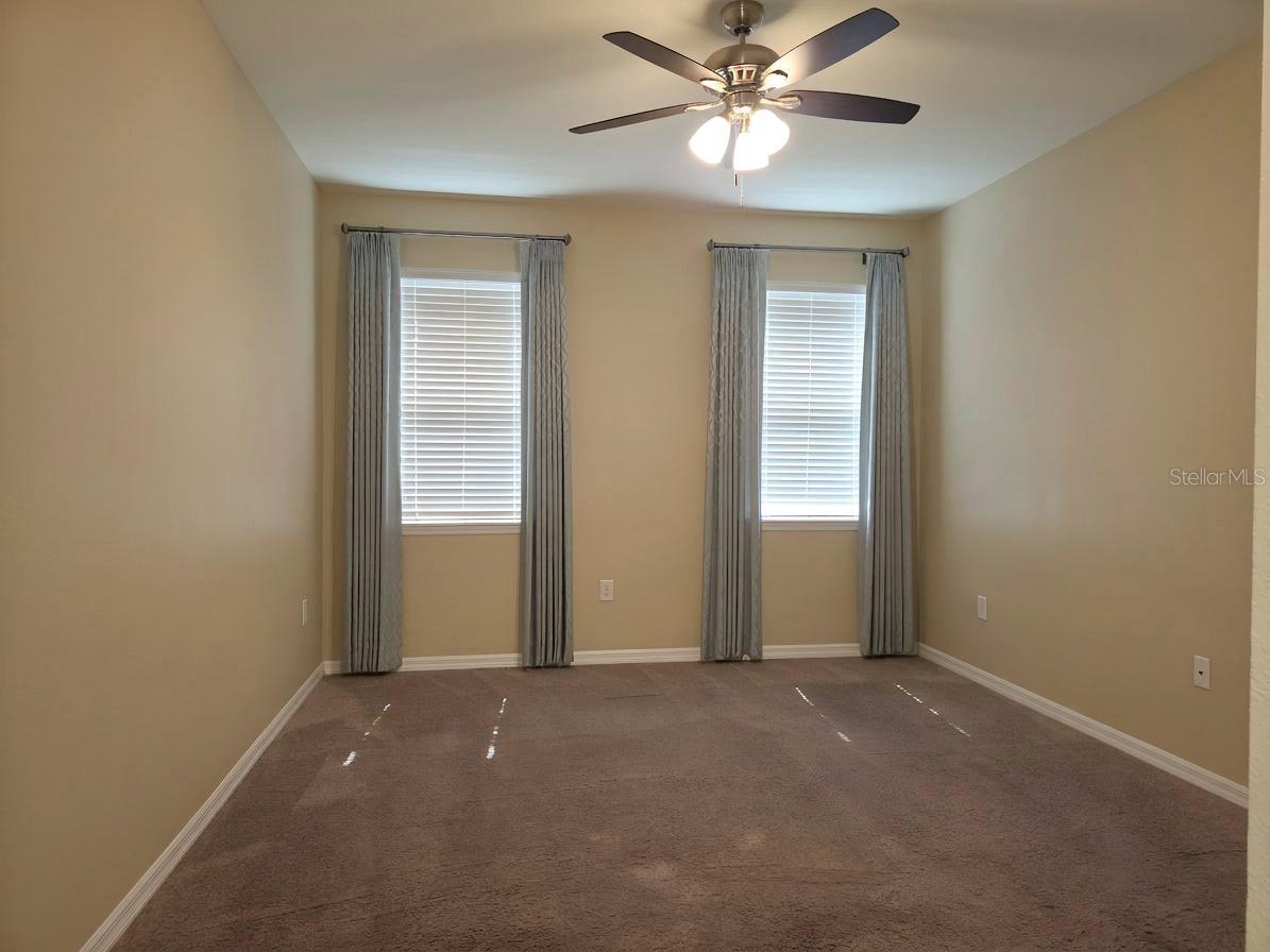 2229 BROADWAY VIEW AVE — photo 18