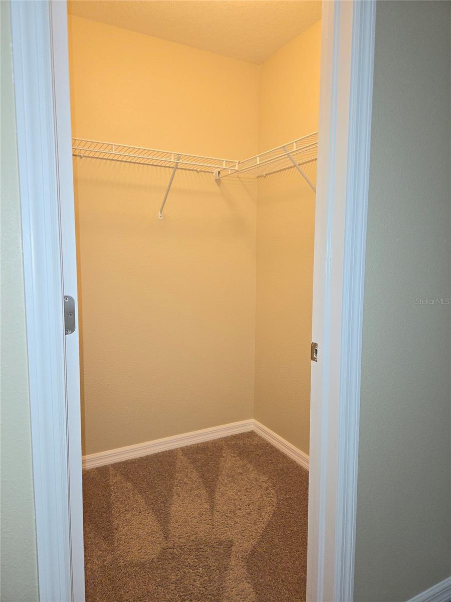 2229 BROADWAY VIEW AVE — photo 35