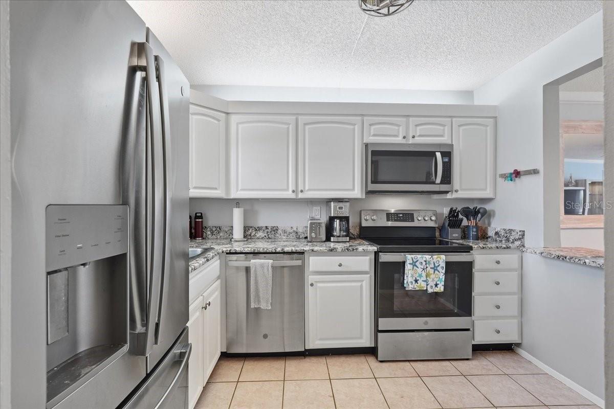 7540 BAY ISLAND DR S #253 — photo 5