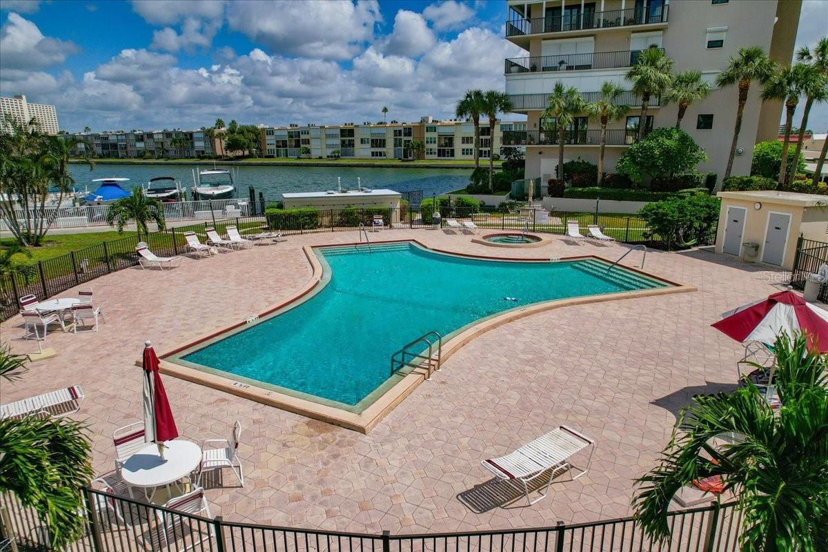 7540 BAY ISLAND DR S #253 — photo 32