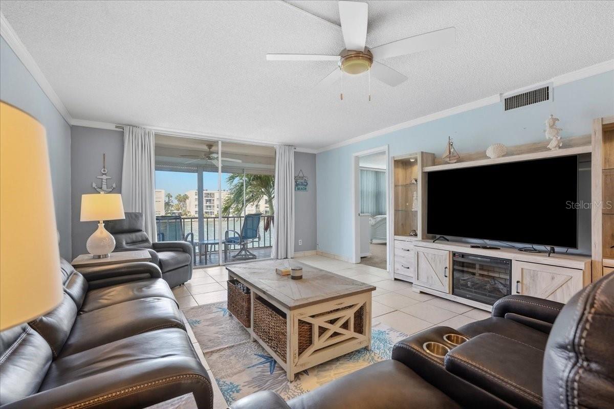 7540 BAY ISLAND DR S #253 — photo 4