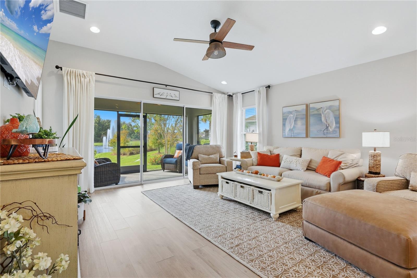 12594 OAK HILL WAY — photo 4
