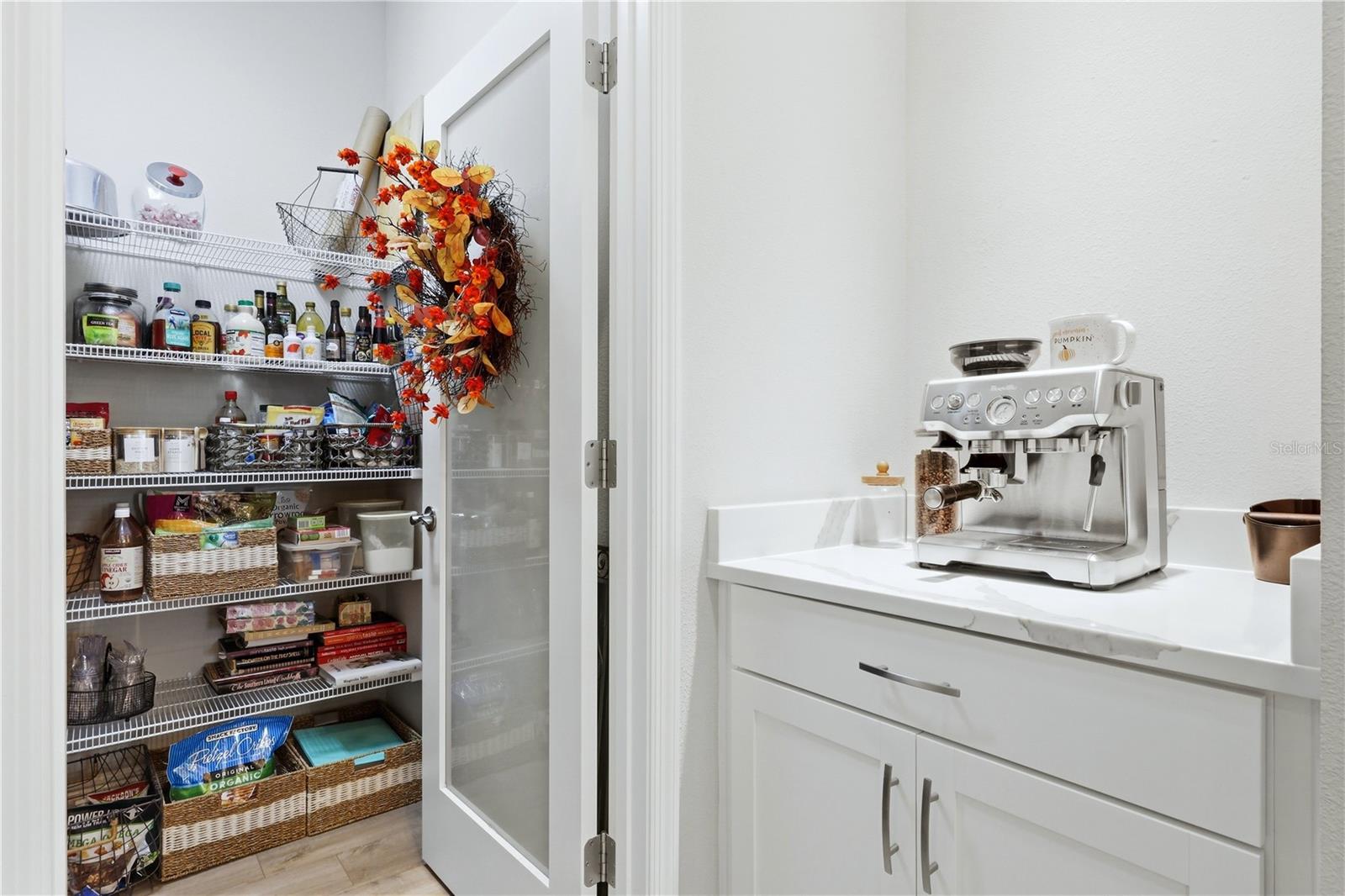 12594 OAK HILL WAY — photo 16