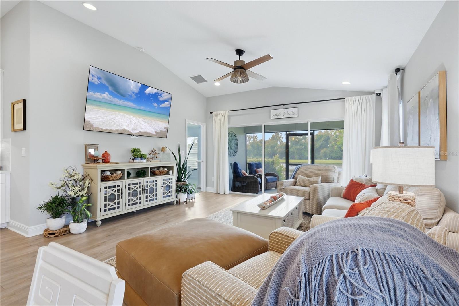 12594 OAK HILL WAY — photo 6