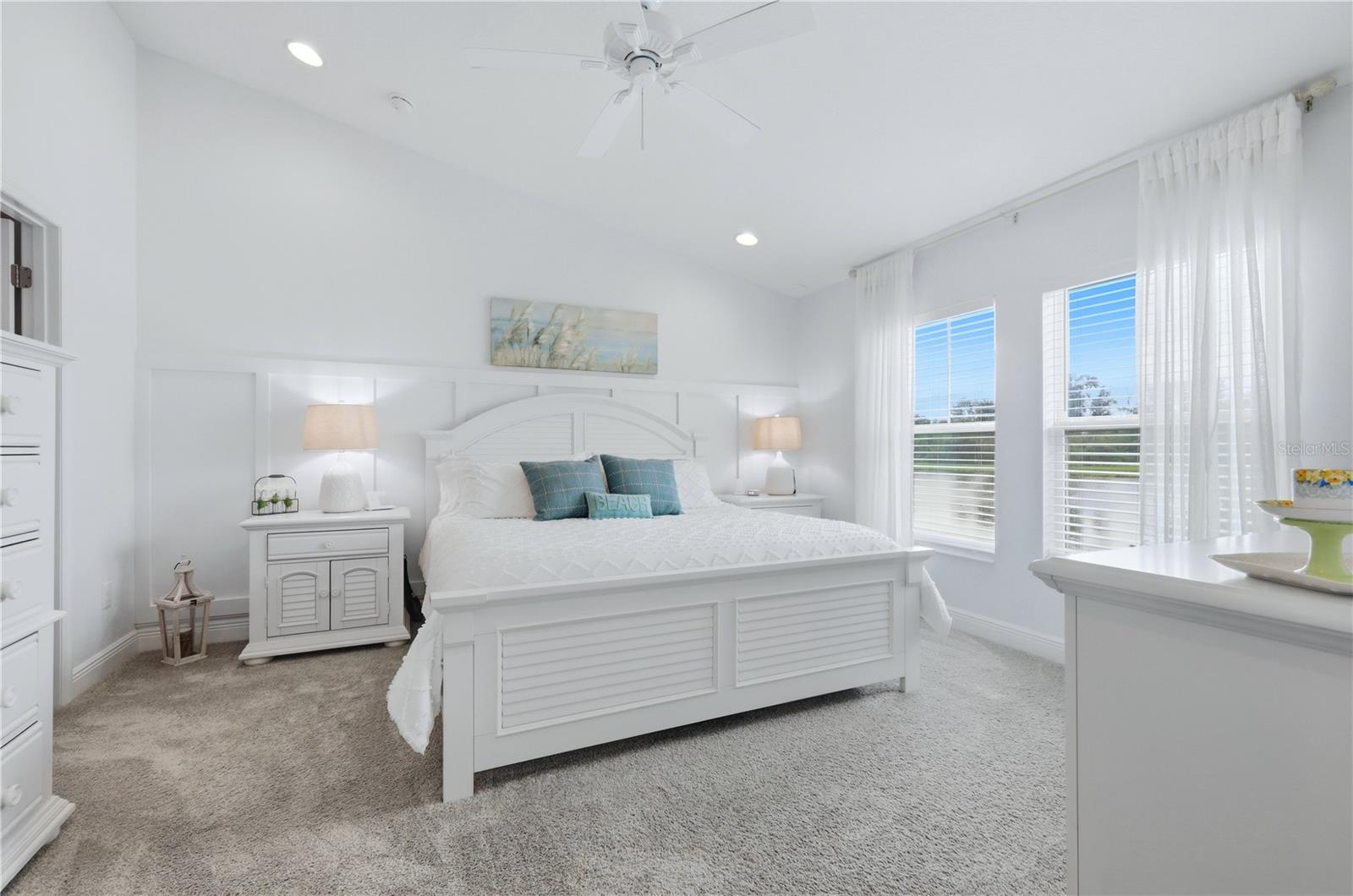 12594 OAK HILL WAY — photo 17