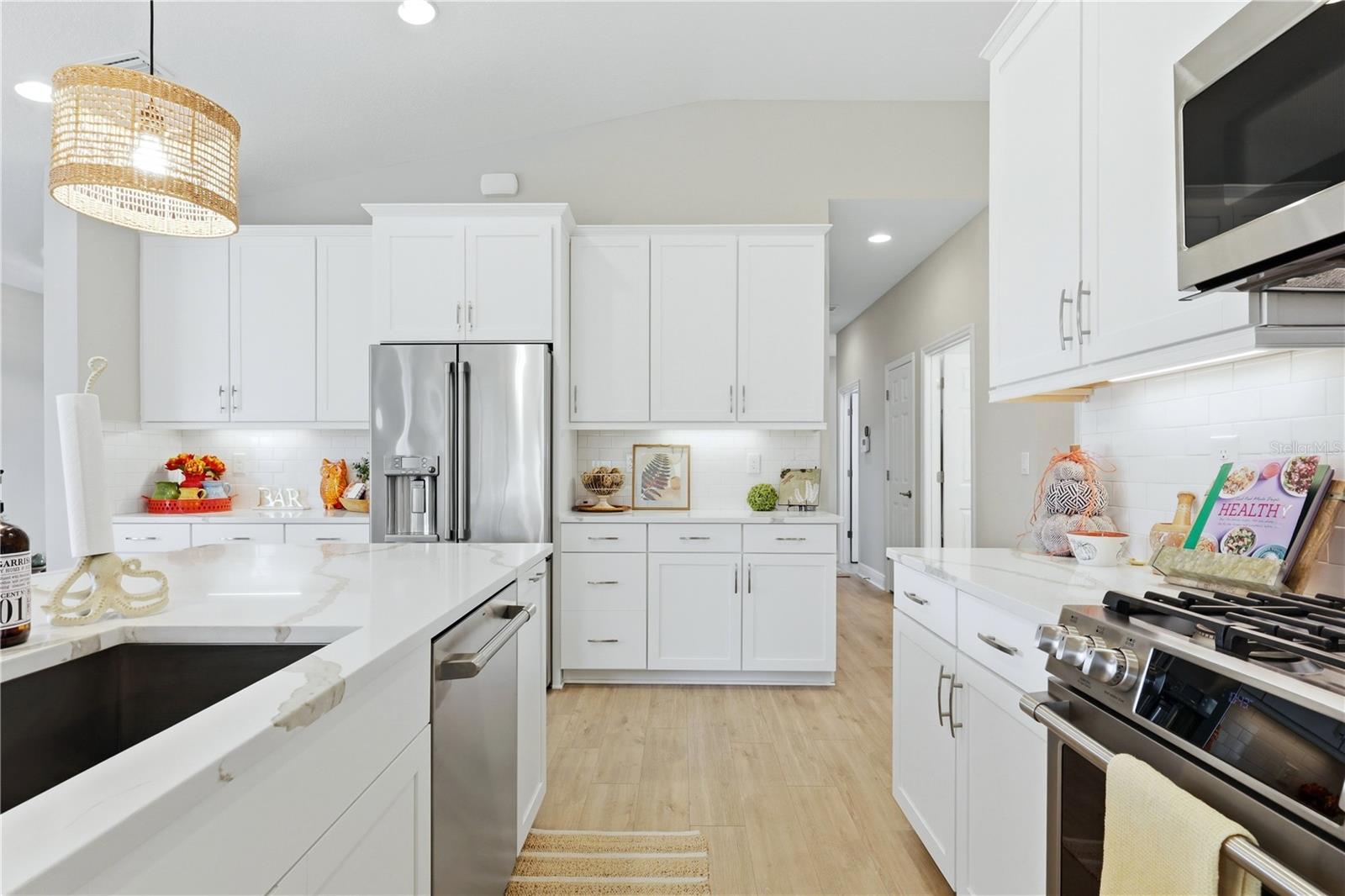 12594 OAK HILL WAY — photo 14