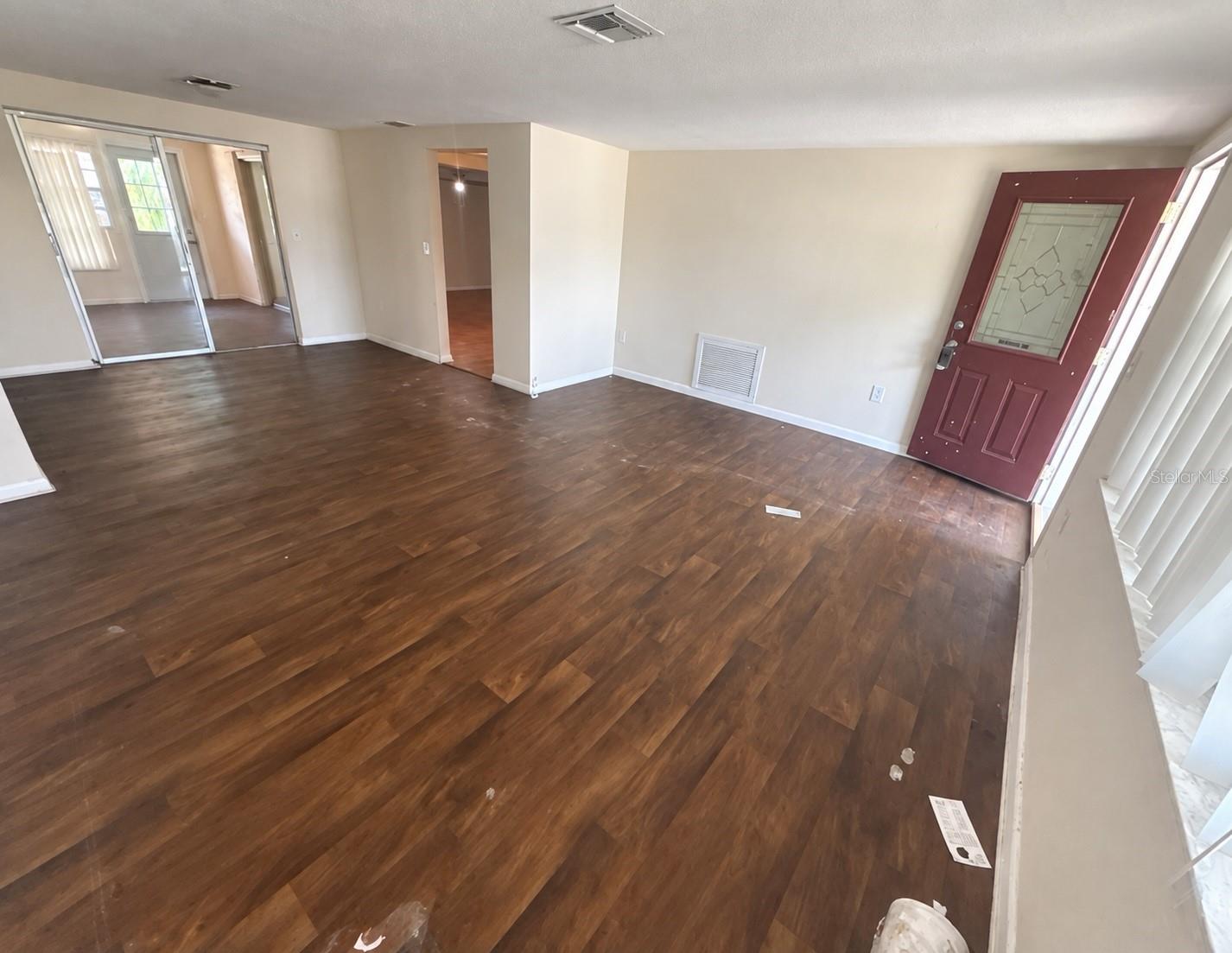 8952 STERLING LN — photo 9