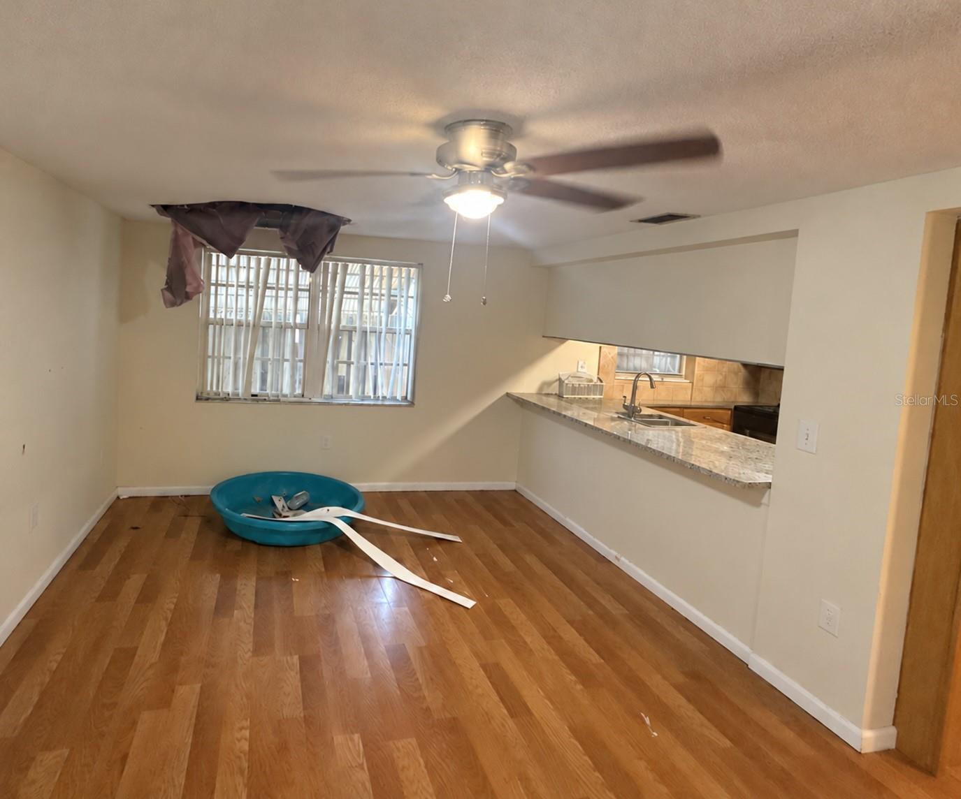 8952 STERLING LN — photo 7