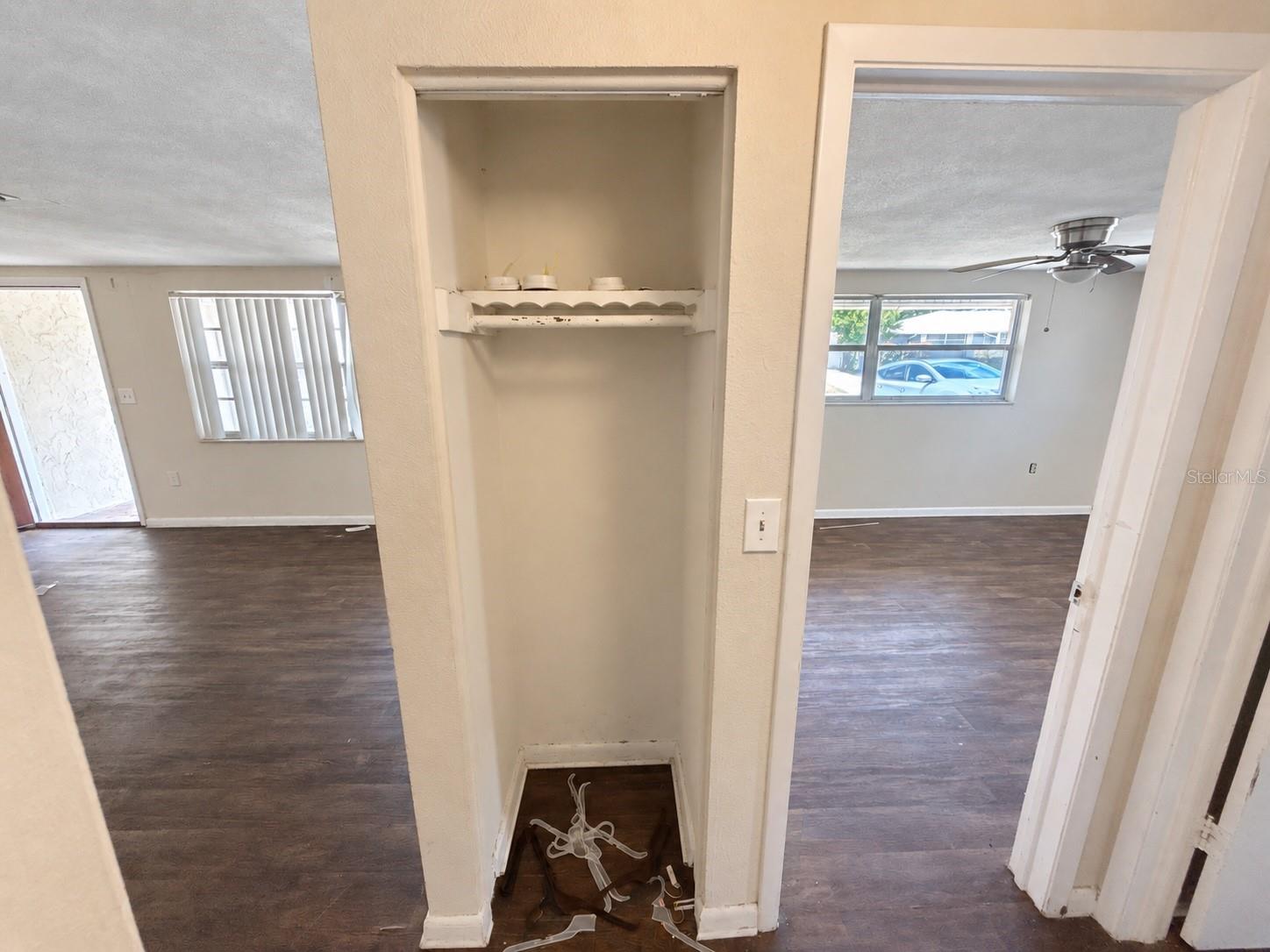 8952 STERLING LN — photo 3