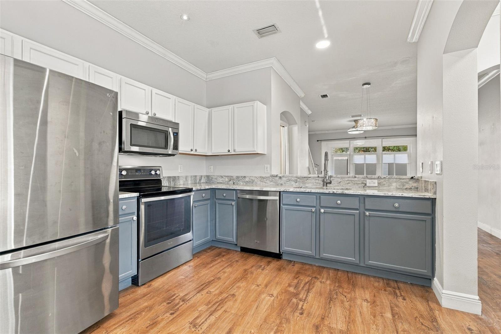 11232 WINDSOR PLACE CIR — photo 2
