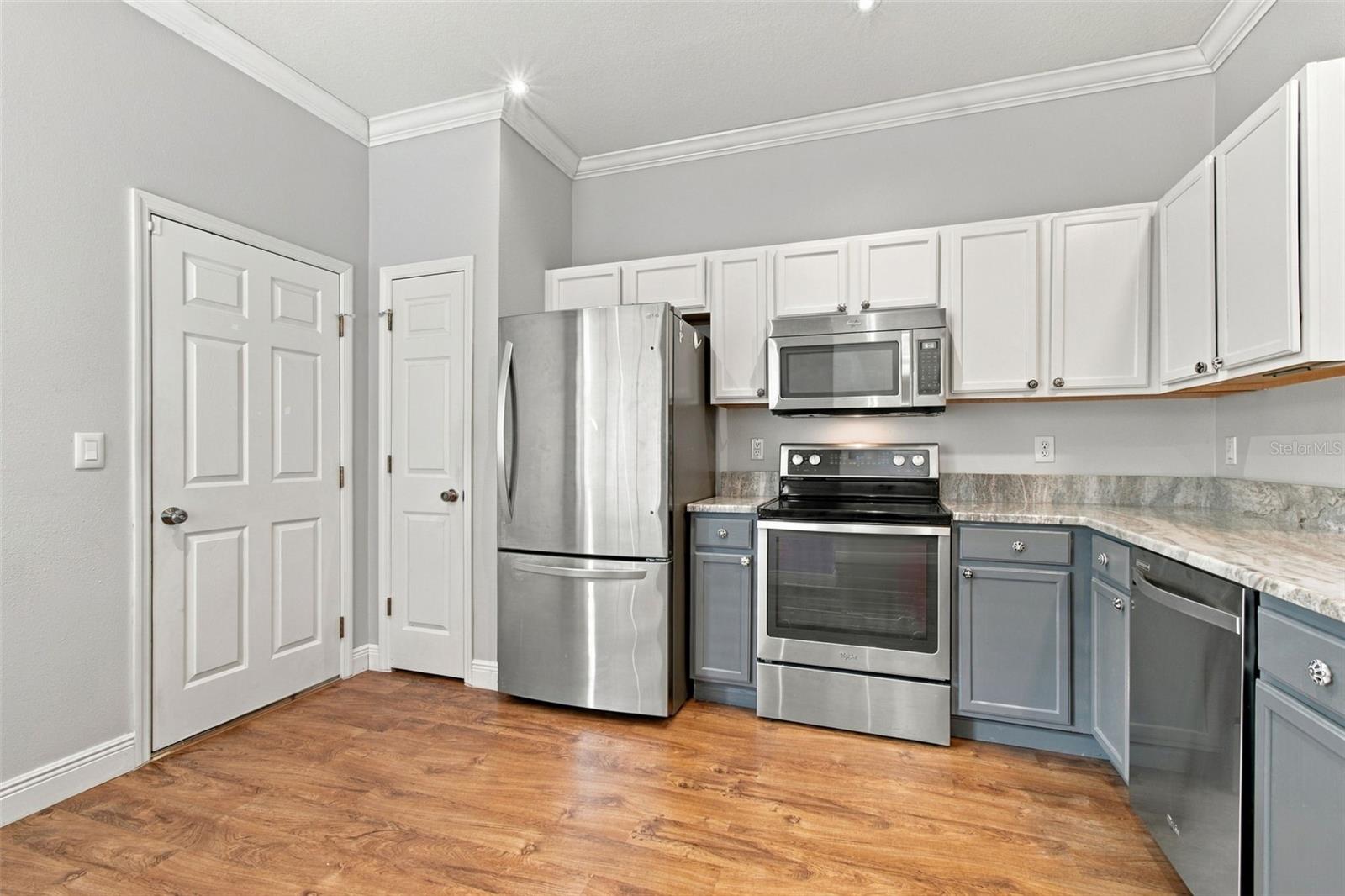 11232 WINDSOR PLACE CIR — photo 3