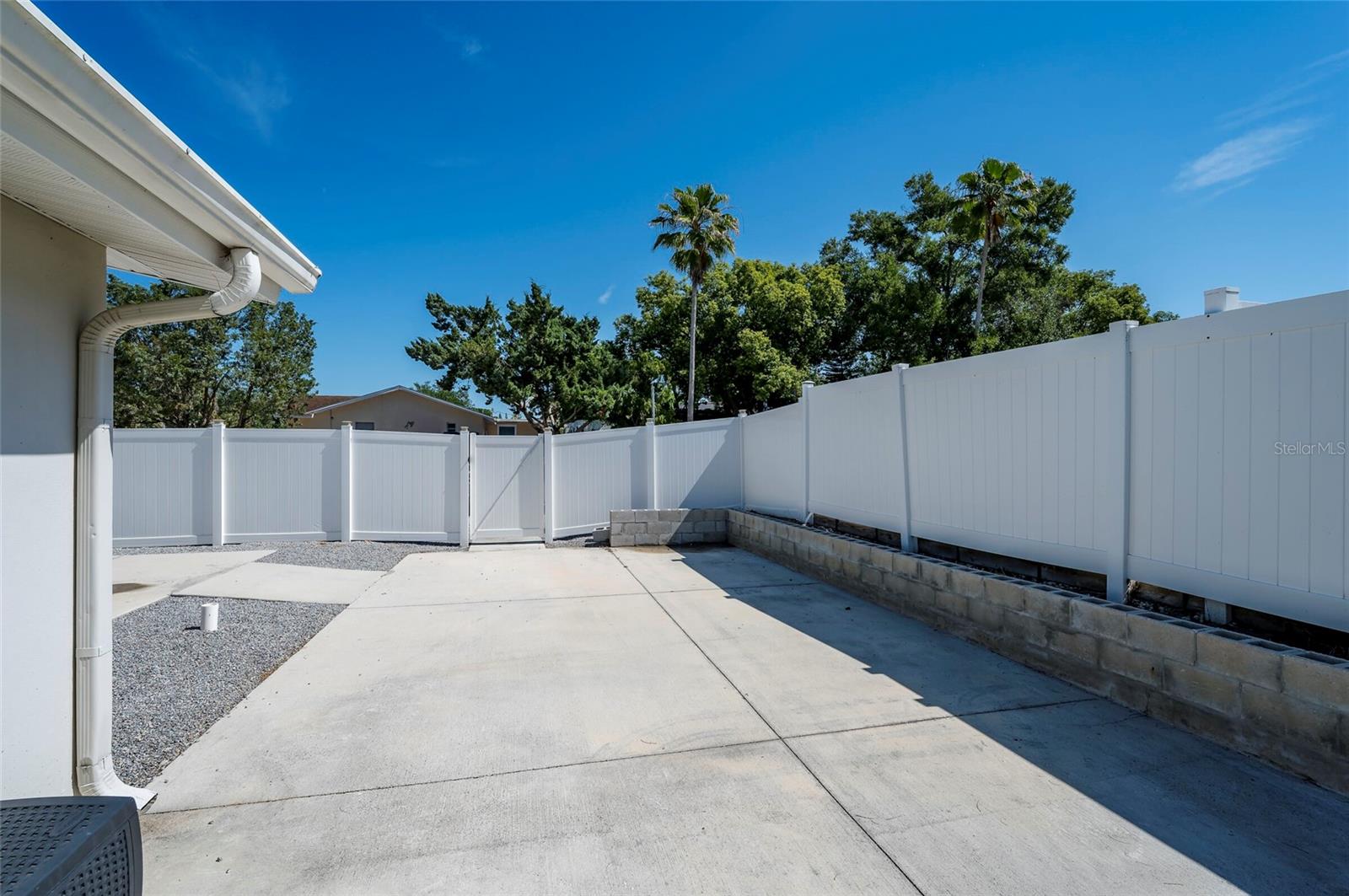 504 OMAHA ST — photo 33