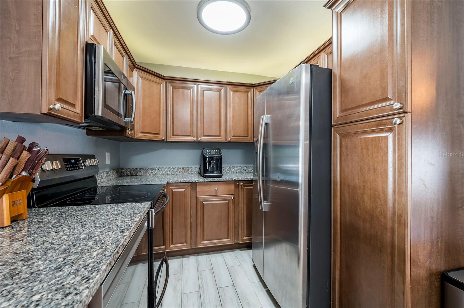 504 OMAHA ST — photo 13