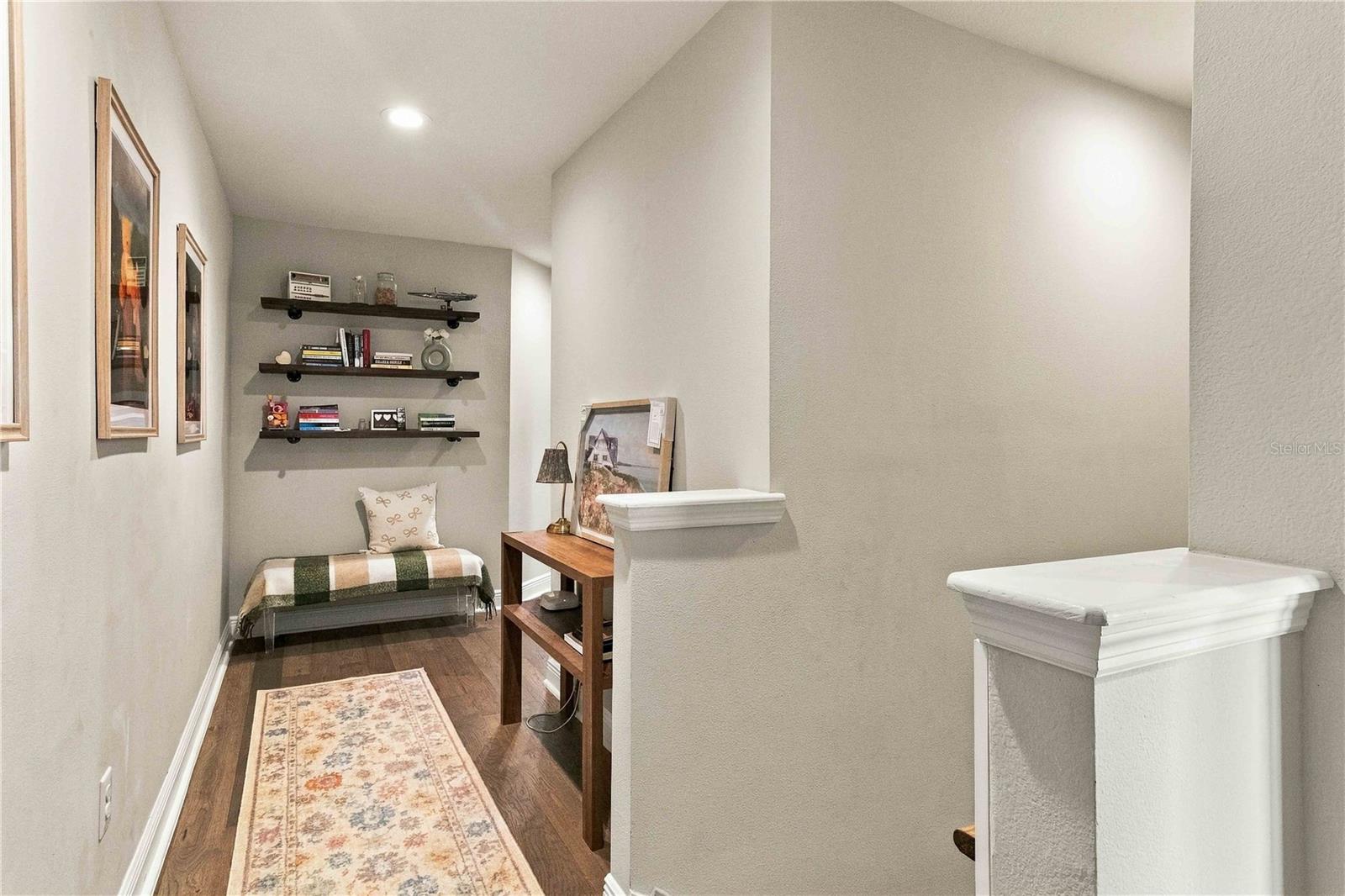 2117 LAKE WATERS PL — photo 28