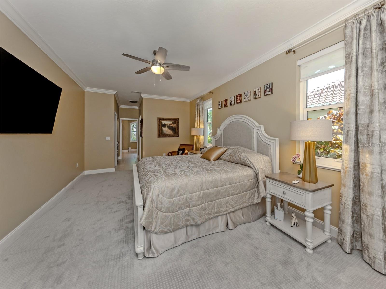 143 WAYFOREST DR — photo 25