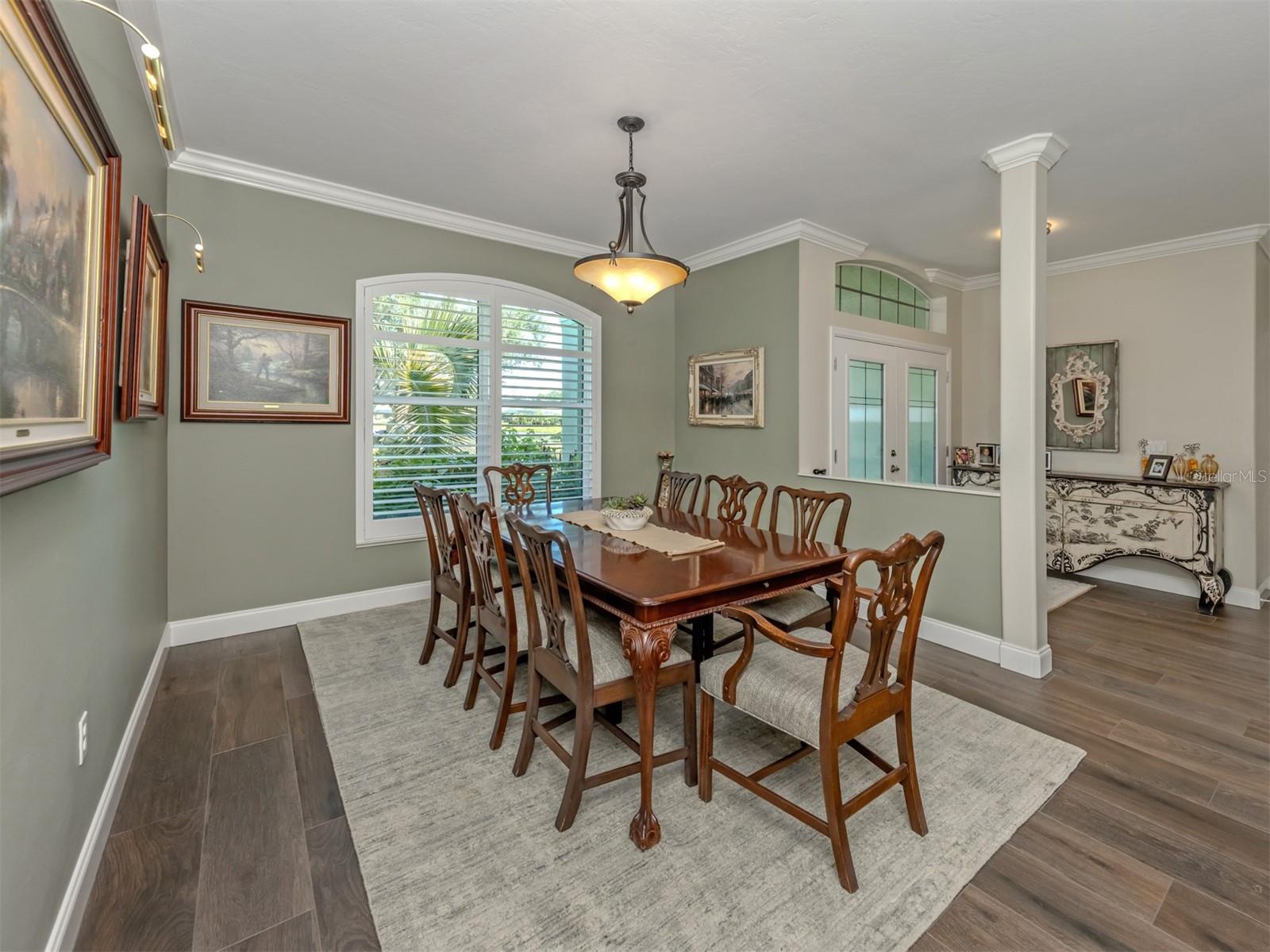 143 WAYFOREST DR — photo 15