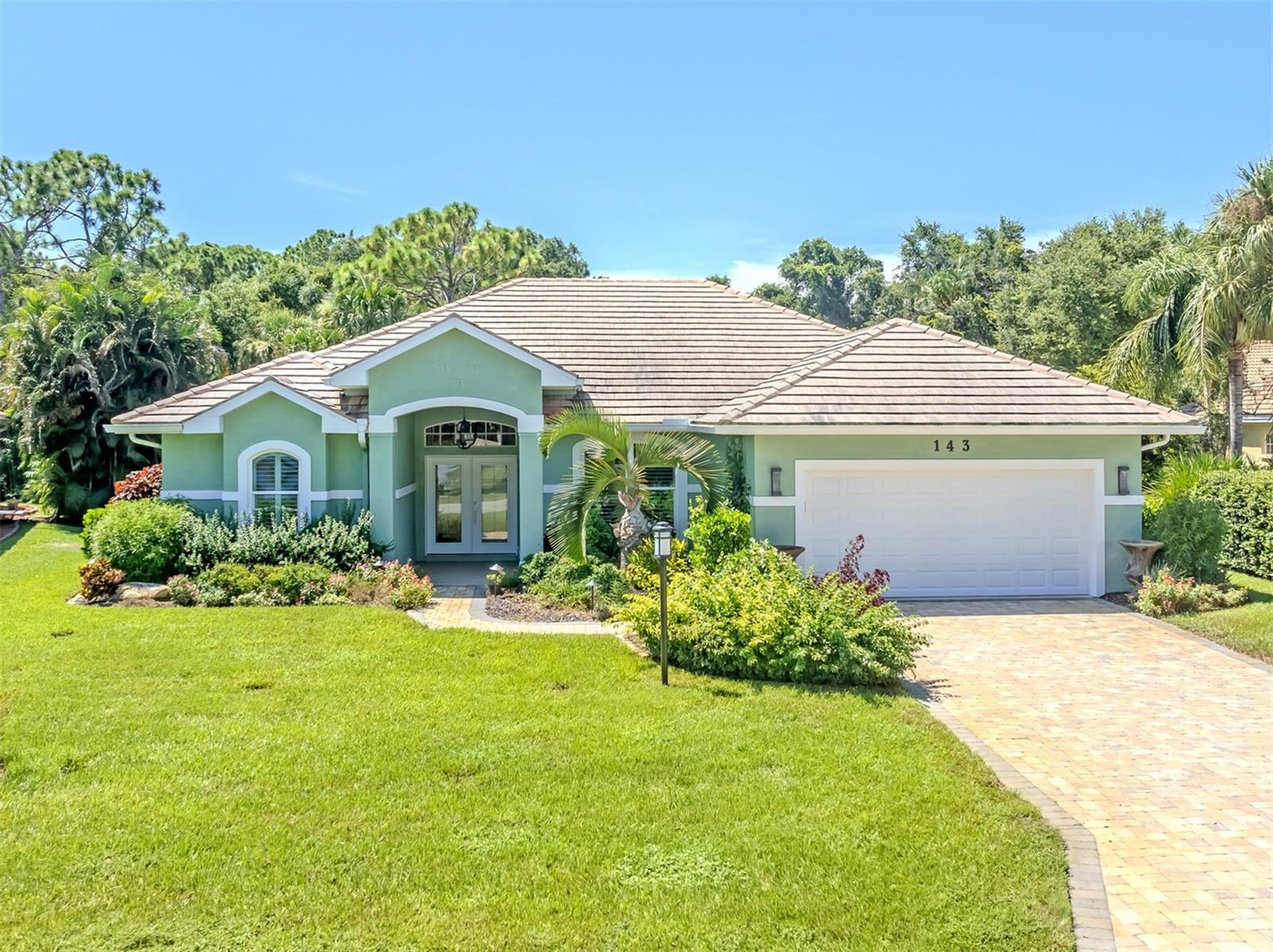 143 WAYFOREST DR — photo 30