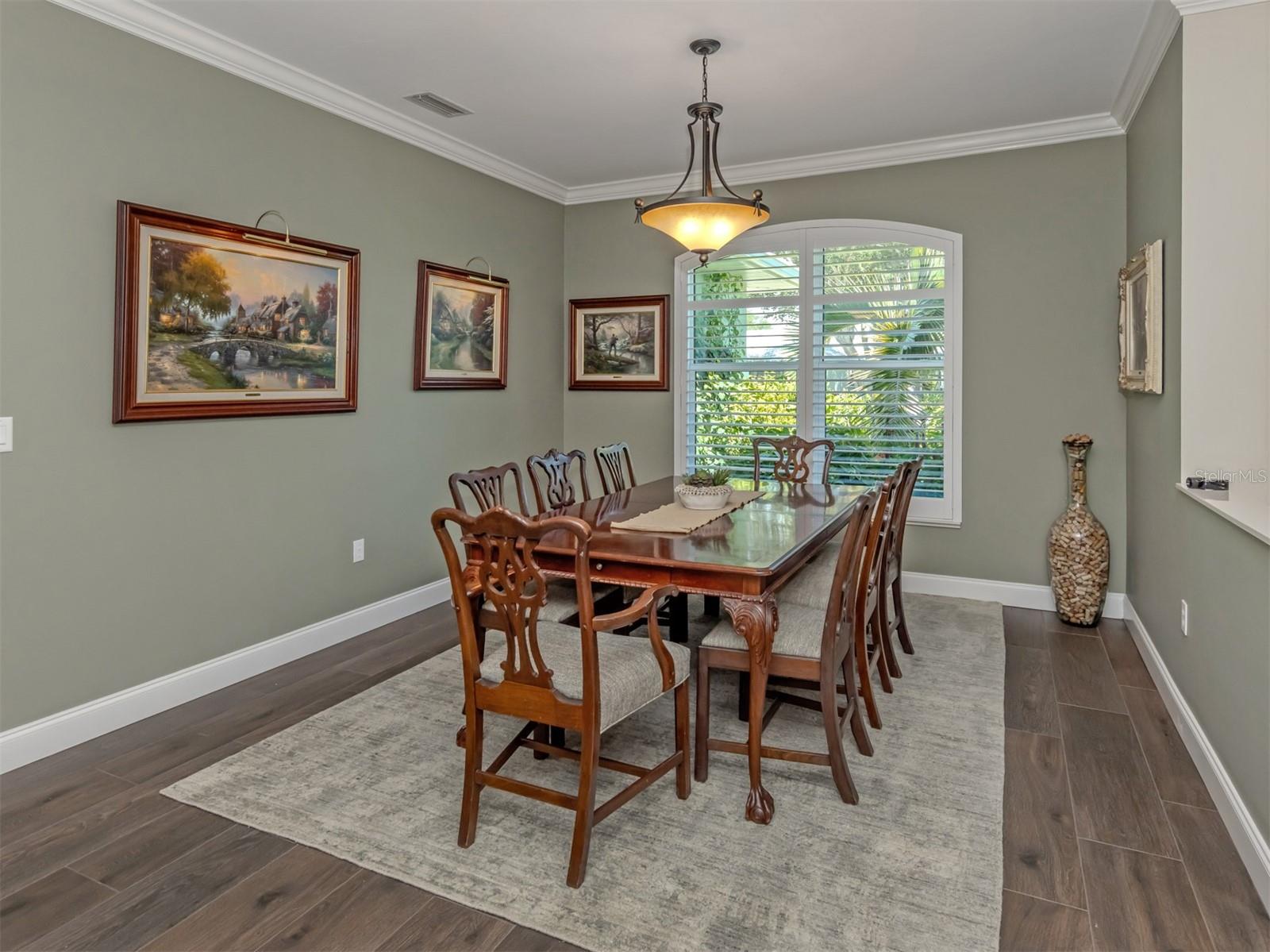 143 WAYFOREST DR — photo 14