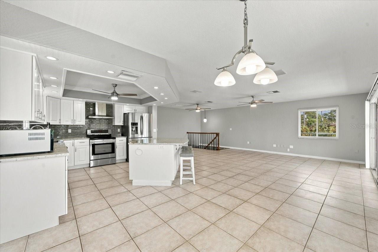 6744 SEAVIEW BLVD — photo 33