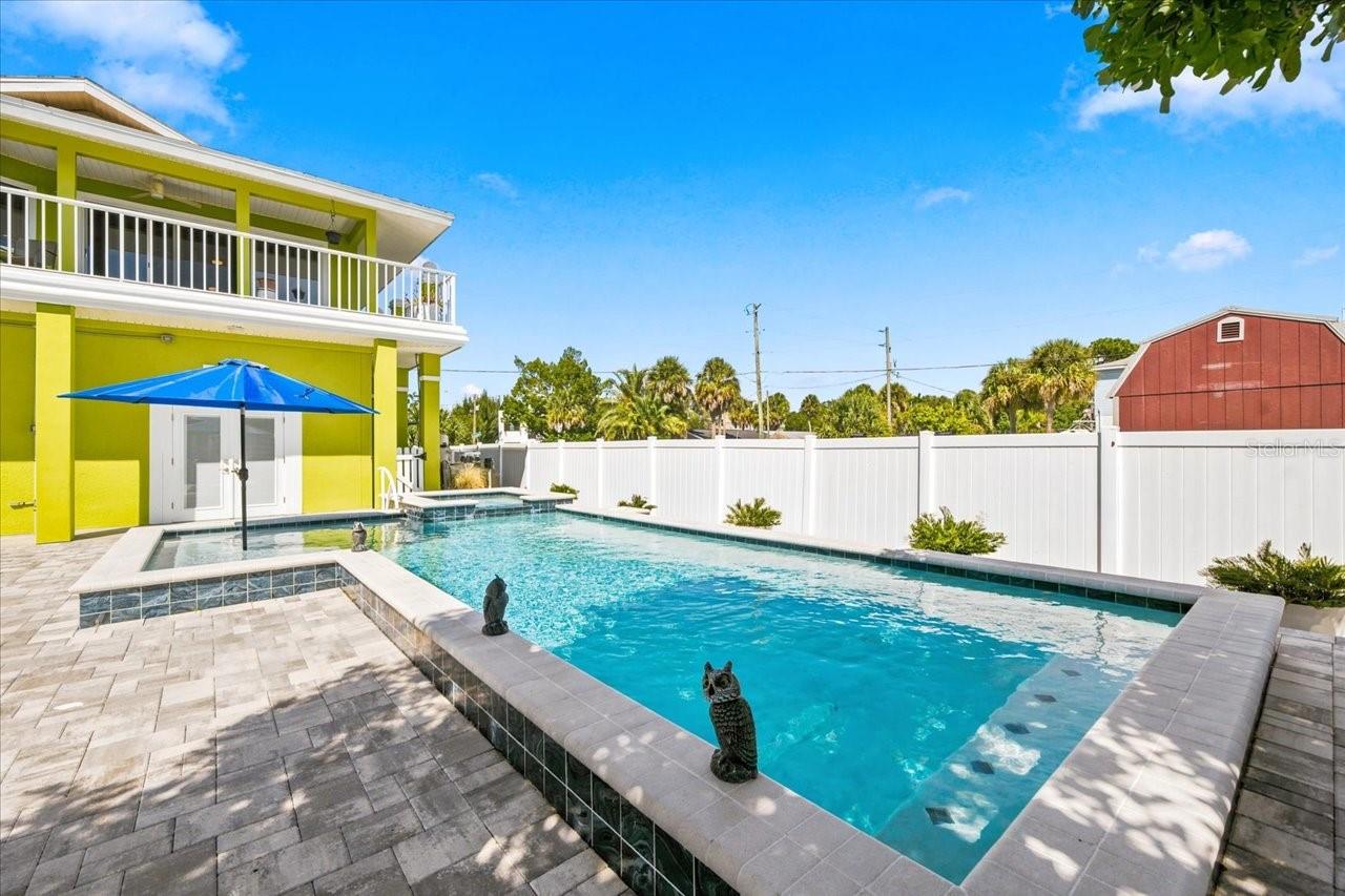 6744 SEAVIEW BLVD — photo 68