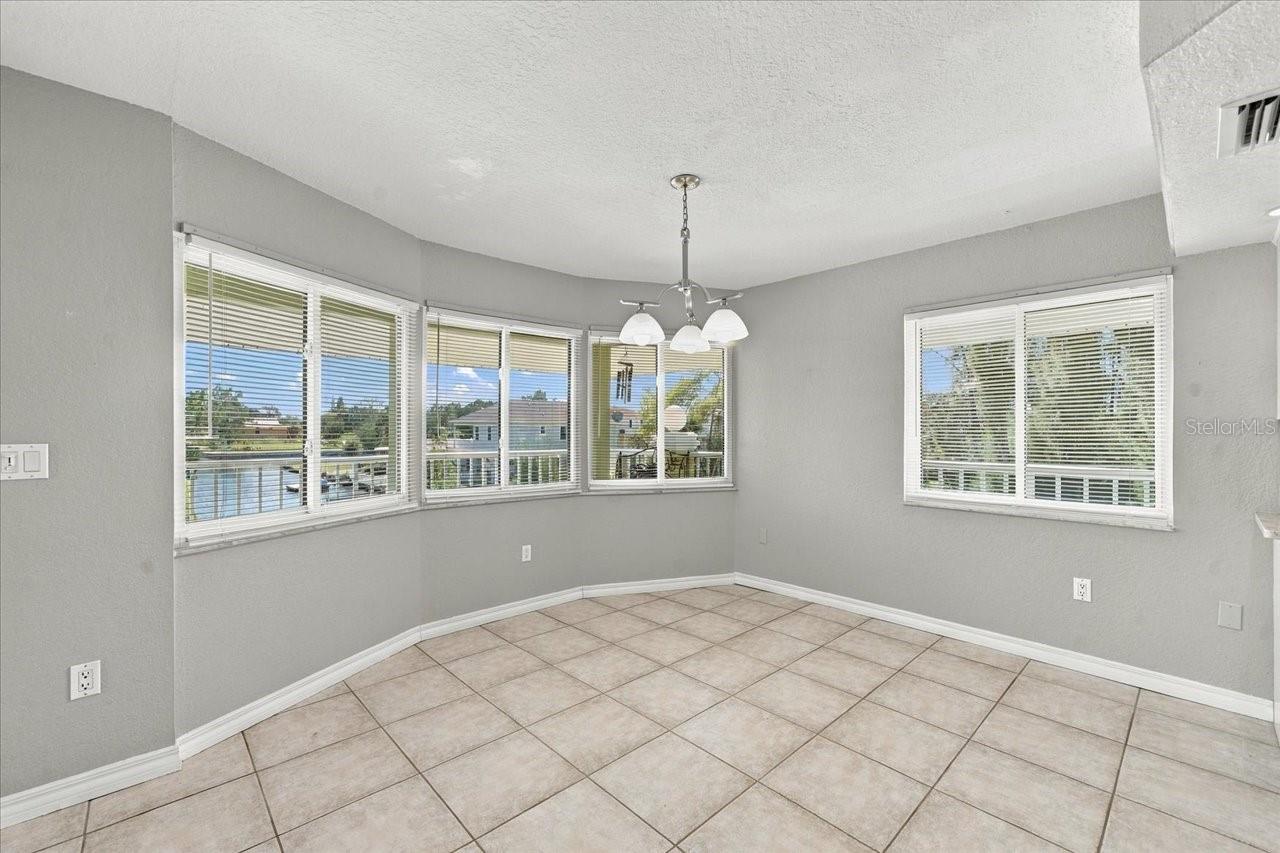 6744 SEAVIEW BLVD — photo 34