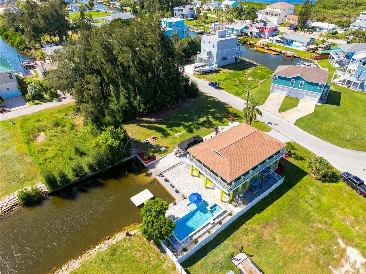 6744 SEAVIEW BLVD — photo 77