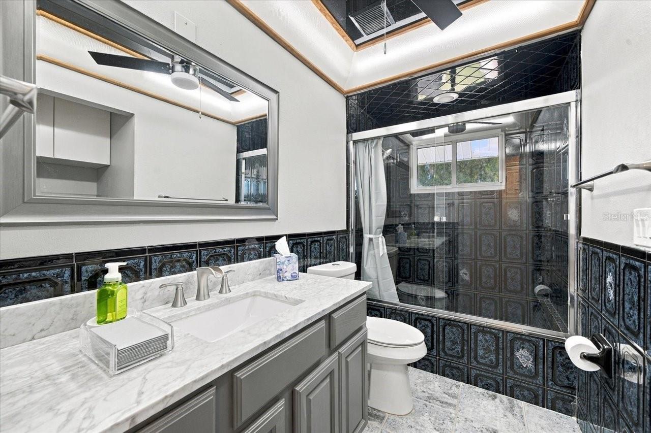 6744 SEAVIEW BLVD — photo 42