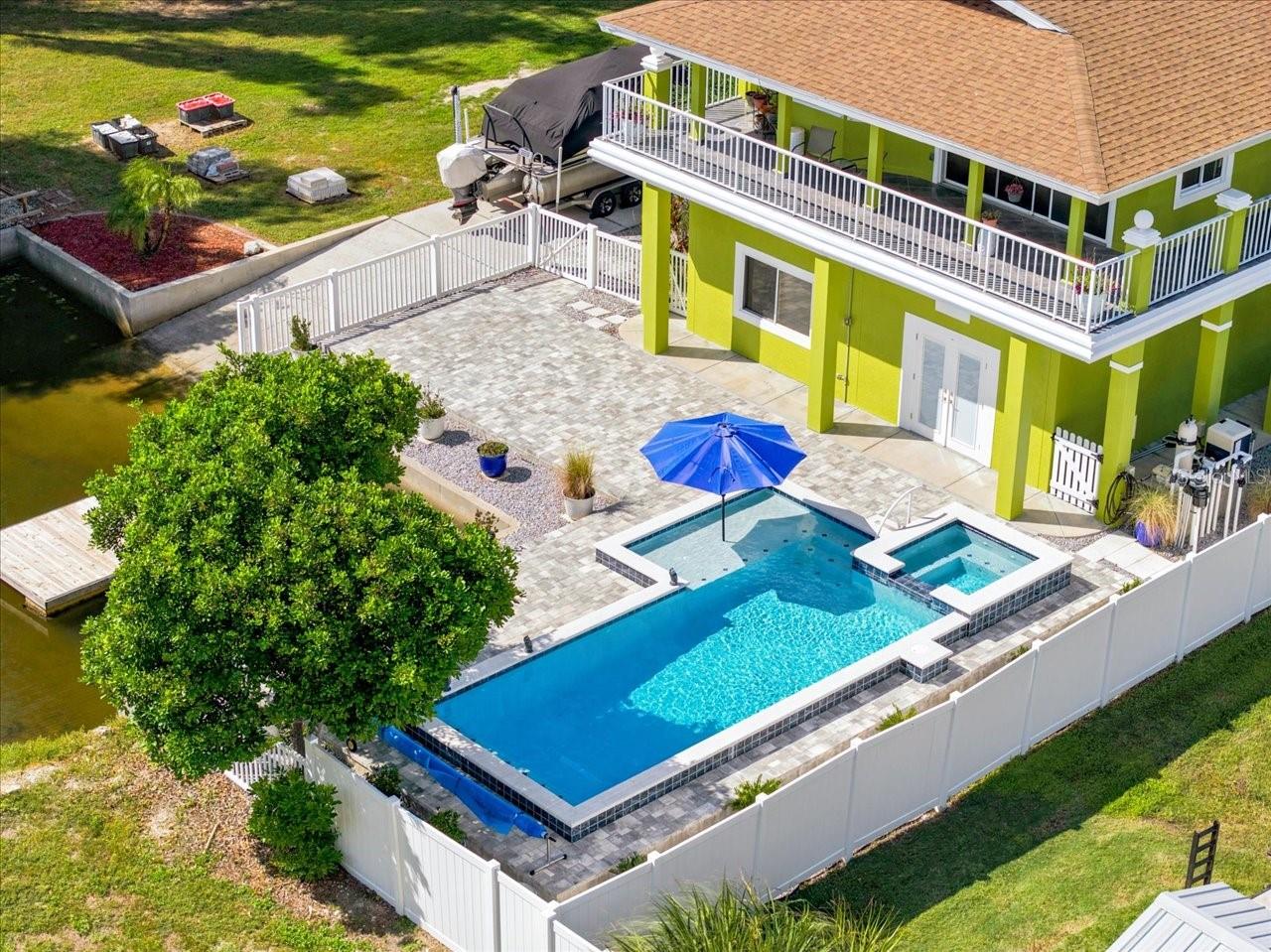 6744 SEAVIEW BLVD — photo 2